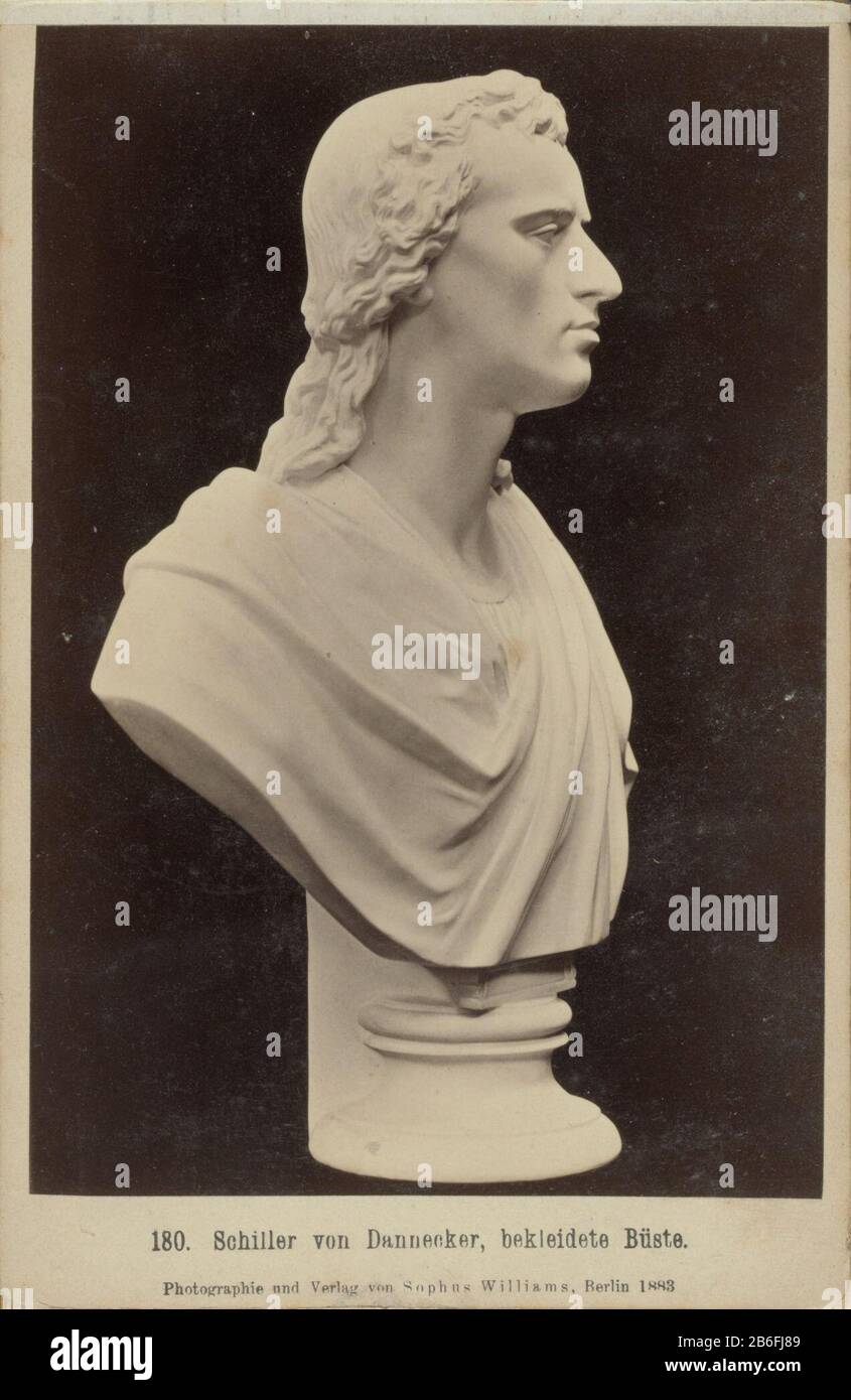 Buste van JCF von Schiller porta JH Poi angoli di Schiller Poi angoli, Clad Buste (titolo su oggetto) Parte dell'album con 38 foto di un viaggio attraverso la Harz . Produttore : fotografo: Sophus Williams (edificio in lista) editore: Sophus Williams (proprietà in lista) Luogo fabbricazione: Fotografo: Germania Editore: Berlino Data: 1883 caratteristiche Fisiche: Albumen materiale di stampa: Carta carta cartone Tecnica: Albumen stampa dimensioni: Foto: H 150 mm × W 101 mm Oggetto: Viaggiare; Turismo scultura, riproduzione di un pezzo di scultura che: DuitslandWie: Friedrich von Schiller Foto Stock