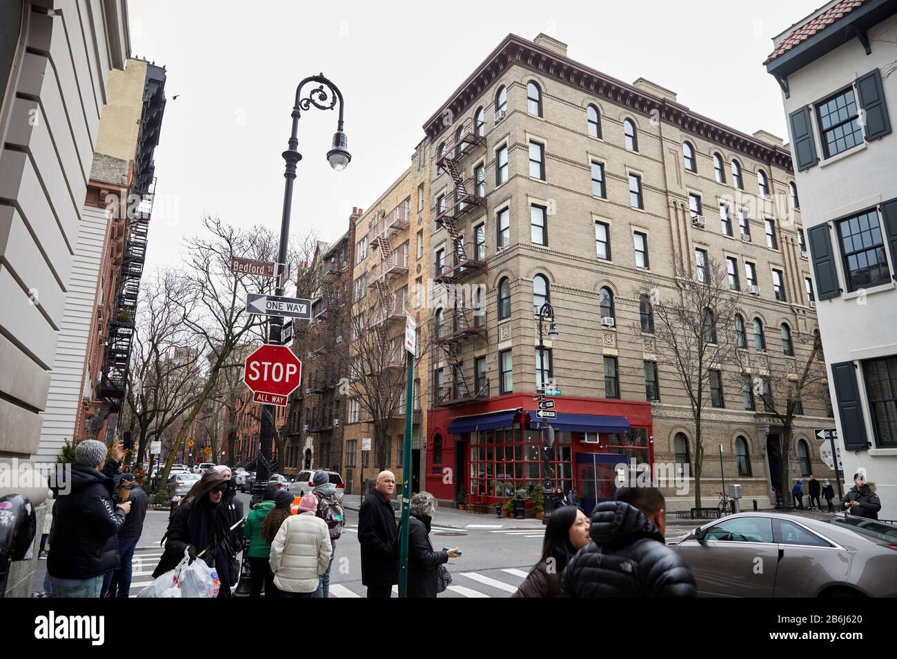 New York City Manhattan turisti fuori dal Friends tv show appartamento Foto Stock