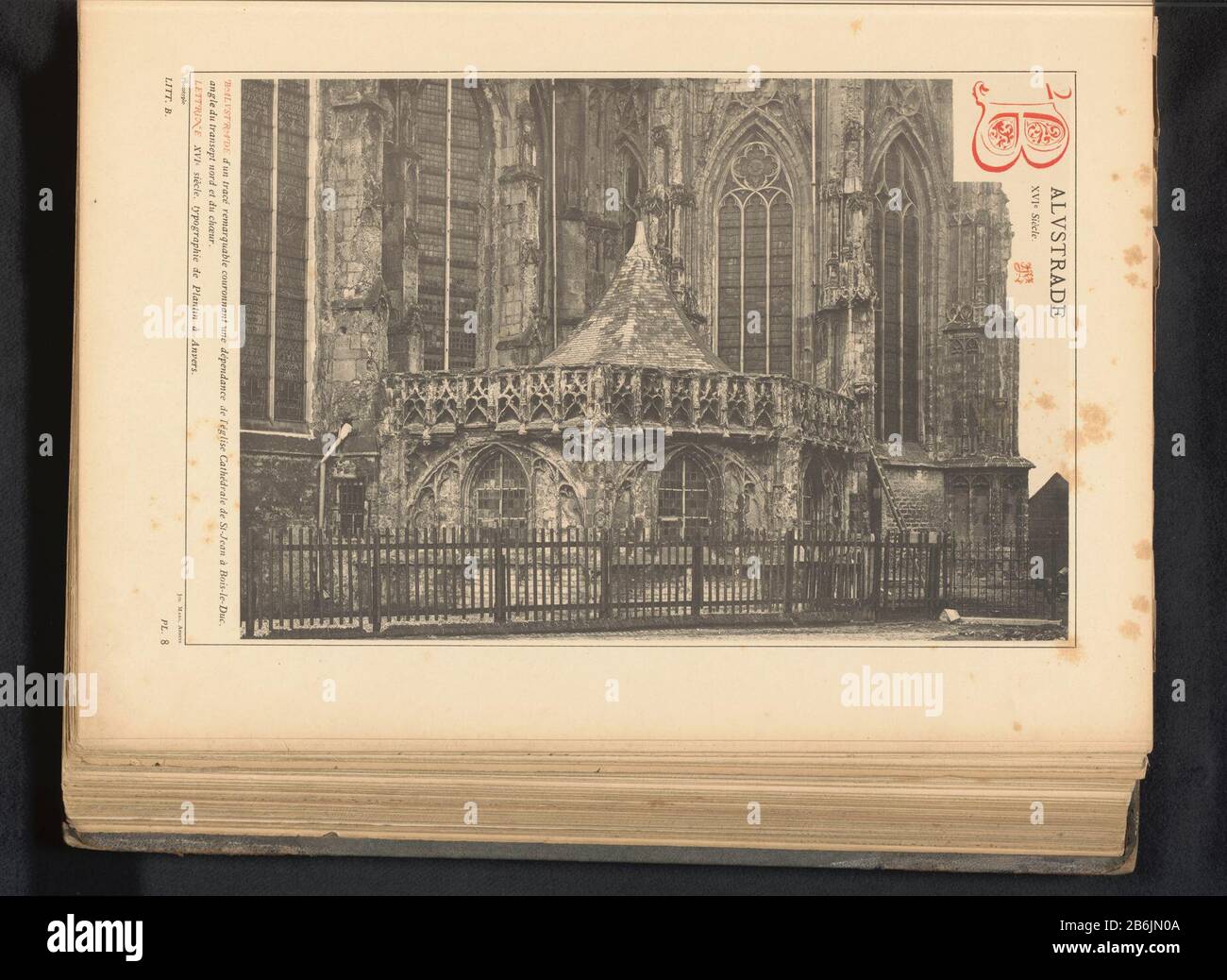 Dettaglio della Cattedrale di San Giovanni in Den Bosch Balaustrade, XVI Siecle (oggetto del titolo) Tipo Di Proprietà: Fotomeccanica stampa pagina numero articolo: RP-F 2001-7-1739-32 Iscrizioni / marchi: Iscrizione, recto, stampato 'Balaustrade d'un route (...)' iscrizione recto, stampato: 'Litt. B. - PL. 8 'monogramma, recto timbrato 'JJvY (Si Riferisce Dove: Apparentemente a JJ Ysendyck.) fabbricazione Creatore: Fotografo: Anoniemclicchémaker Joseph Maes (possibile) per progettare: Christopher Plantin (proprietà elencate) Luogo fabbricazione: Fotografo ' s-Hertogenboschclicchémaker: Anversa per progettare: Antwerpen Dating: CA. 1875 - i Foto Stock