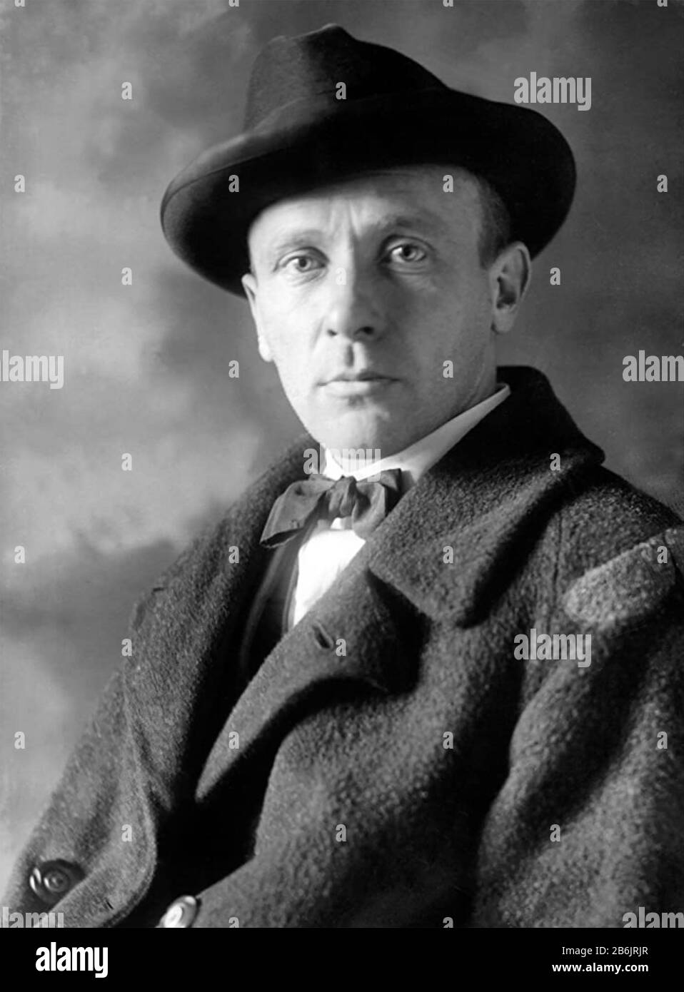 Mikhail BULGAKOV (1891-1940) scrittore russo, drammaturgo e medico nel 1928 Foto Stock