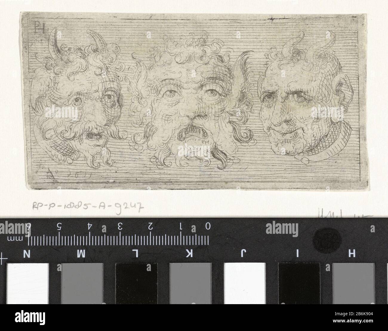 Tre maschere, due con corna Studio Journal, le tre grandi menti le cui due corna Drie maskers, Foto Stock