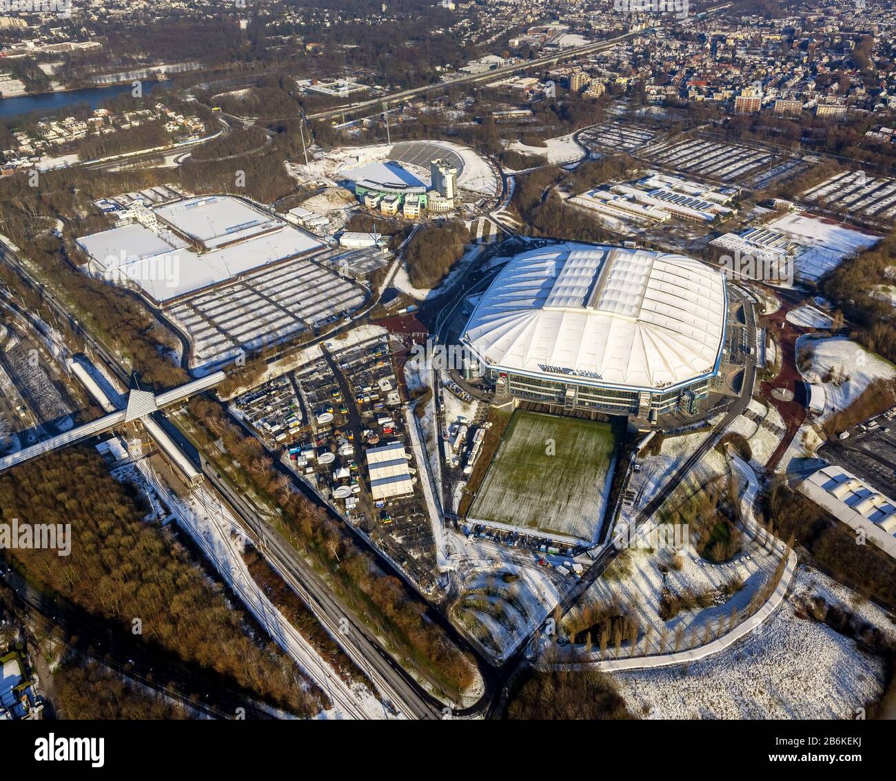 , stadio di calcio veltins Arena a Gelsenkirchen in inverno, 28.12.2014, vista aerea, Germania, Renania Settentrionale-Vestfalia, Ruhr Area, Gelsenkirchen Foto Stock