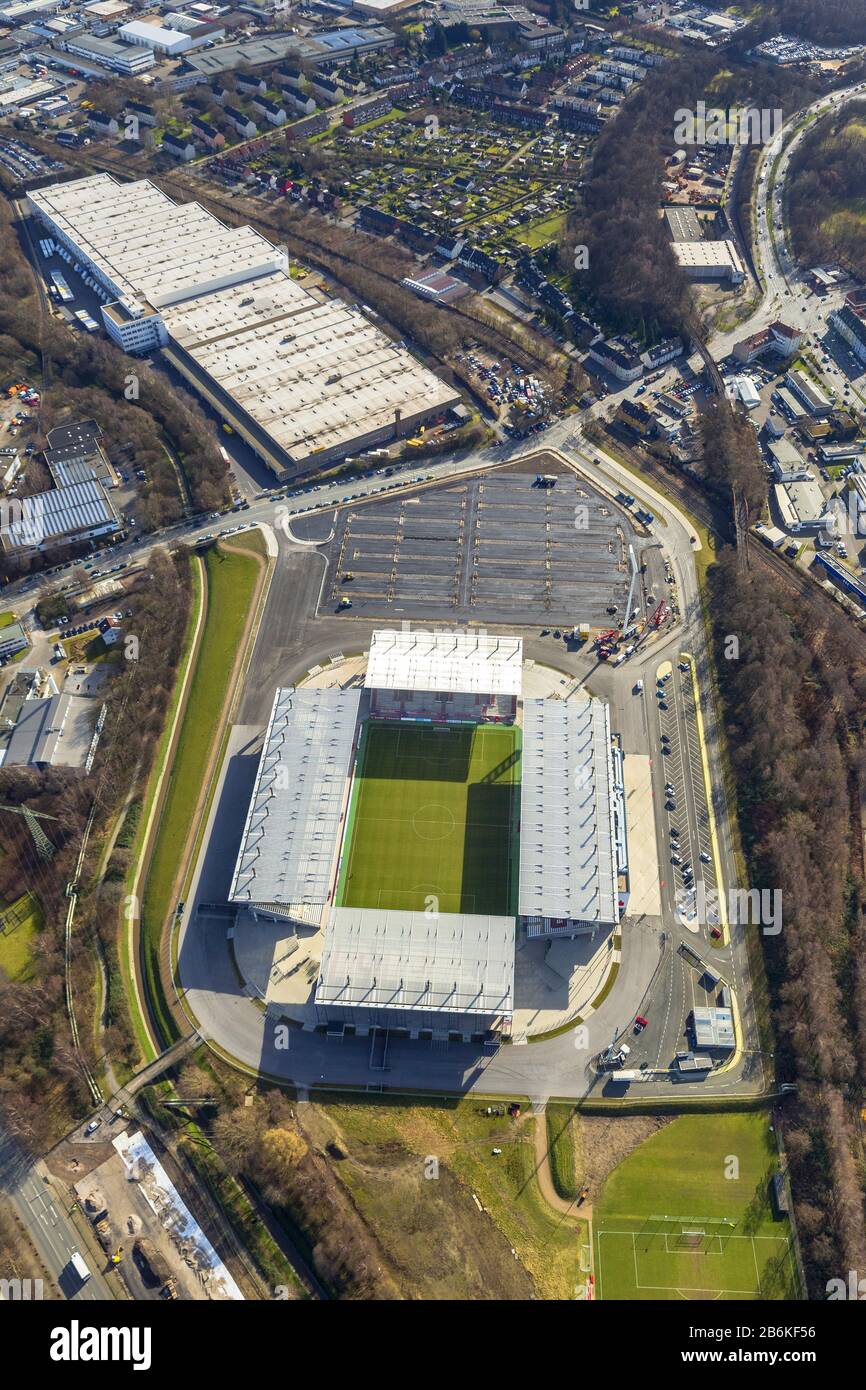 , nuovo edificio dello stadio RW a Hafenstrasse ad Essen, campo di calcio di Rot-Weiss-Essen, 24.02.2014, vista aerea, Germania, Renania settentrionale-Vestfalia, Area Ruhr, Essen Foto Stock