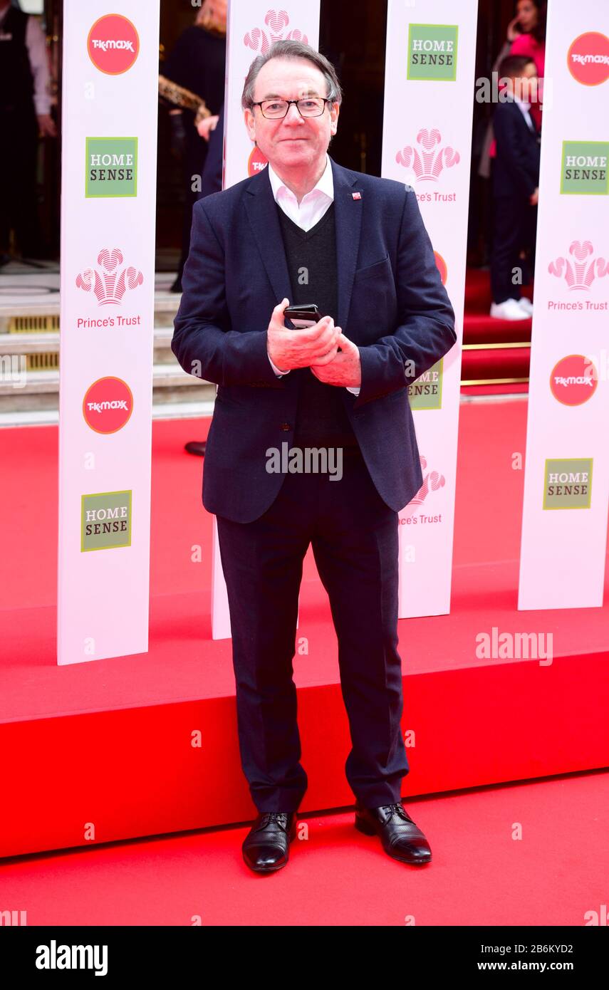 Eric Knowles partecipa ai Prince's Trust e TKMaxx & Homesense Awards che si sono tenuti al London Palladium di Londra. Foto Stock