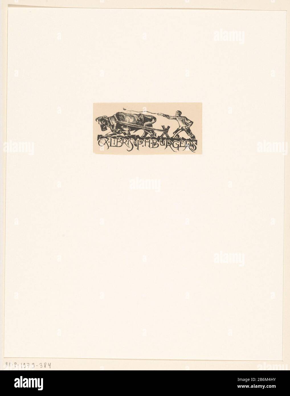 Ex libris van PH Burgers un bue e un agricoltore che arava un campo. Il coltivatore immagazzina il bue con uno zweep. Produttore : stampatore Richard Nicolaus Roland Holst Data: 1925 Materiale: Tecnica della carta: Litografia (tecnica) dimensioni: Foglio: H 51 mm × W 107 mmla libreria ToelichtingDit era probabilmente destinata a Peter Burgers, marito Sabine Roland Holst, sorella di Richard Roland Holst. Oggetto: PlowingoxWie: PH Foto Stock