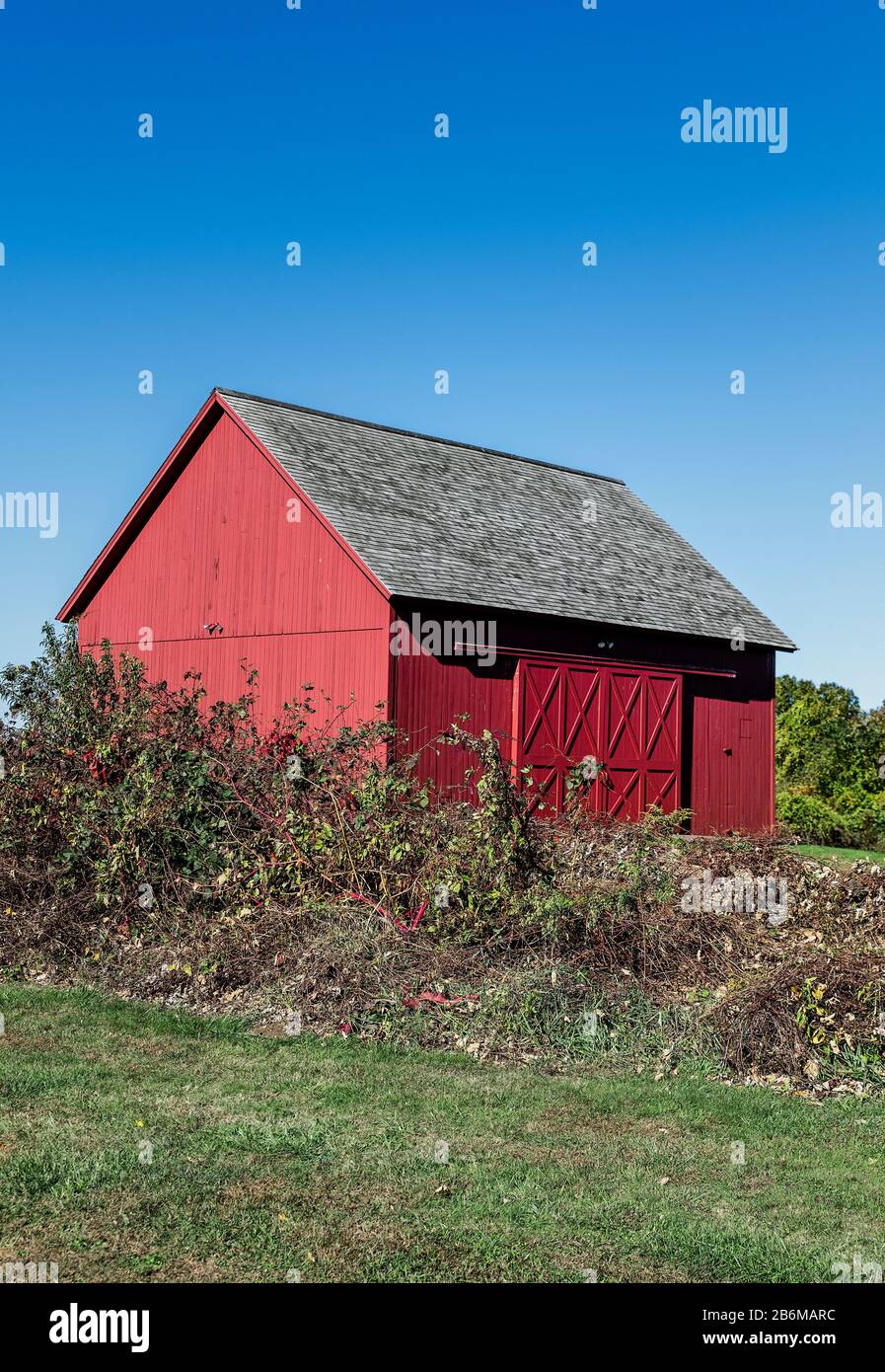 Rustico rosso fienile di Redding, Connecticut, USA. Foto Stock