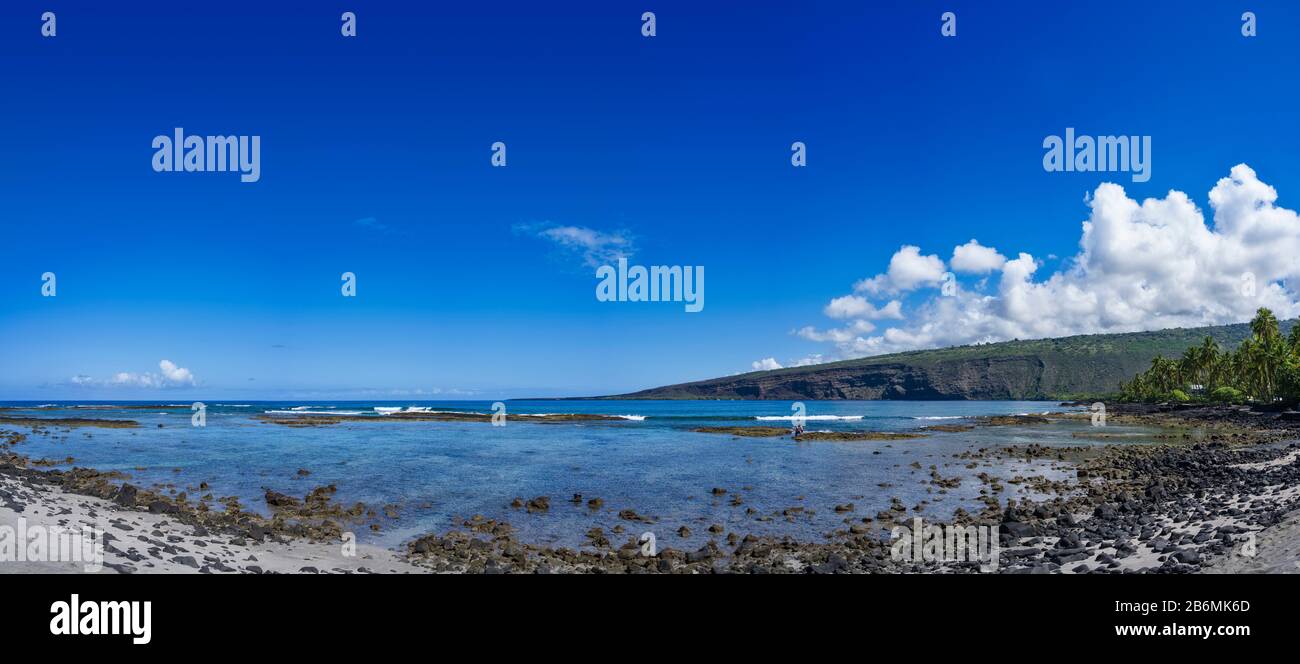 Vista mare e spiaggia, Baia di Kealakua, Hawaii, USA Foto Stock