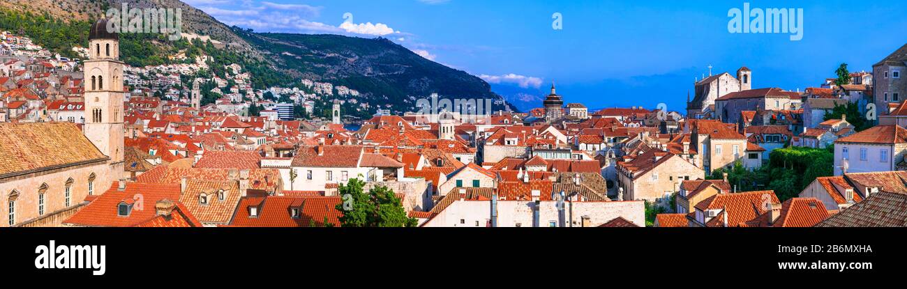 Impressionante città vecchia di Dubrovnik, vista panoramica, Croazia. Foto Stock