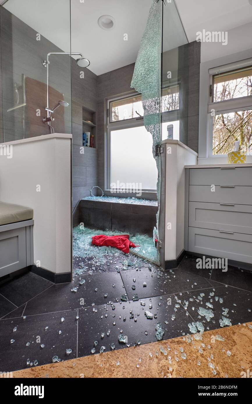 Закаленное стекло на газовой панели взорвалось. Взорвалось стекло в духовке. Взорвалось стекло почему. Взорвалось стекло почему. Взорвалось стекло почему.