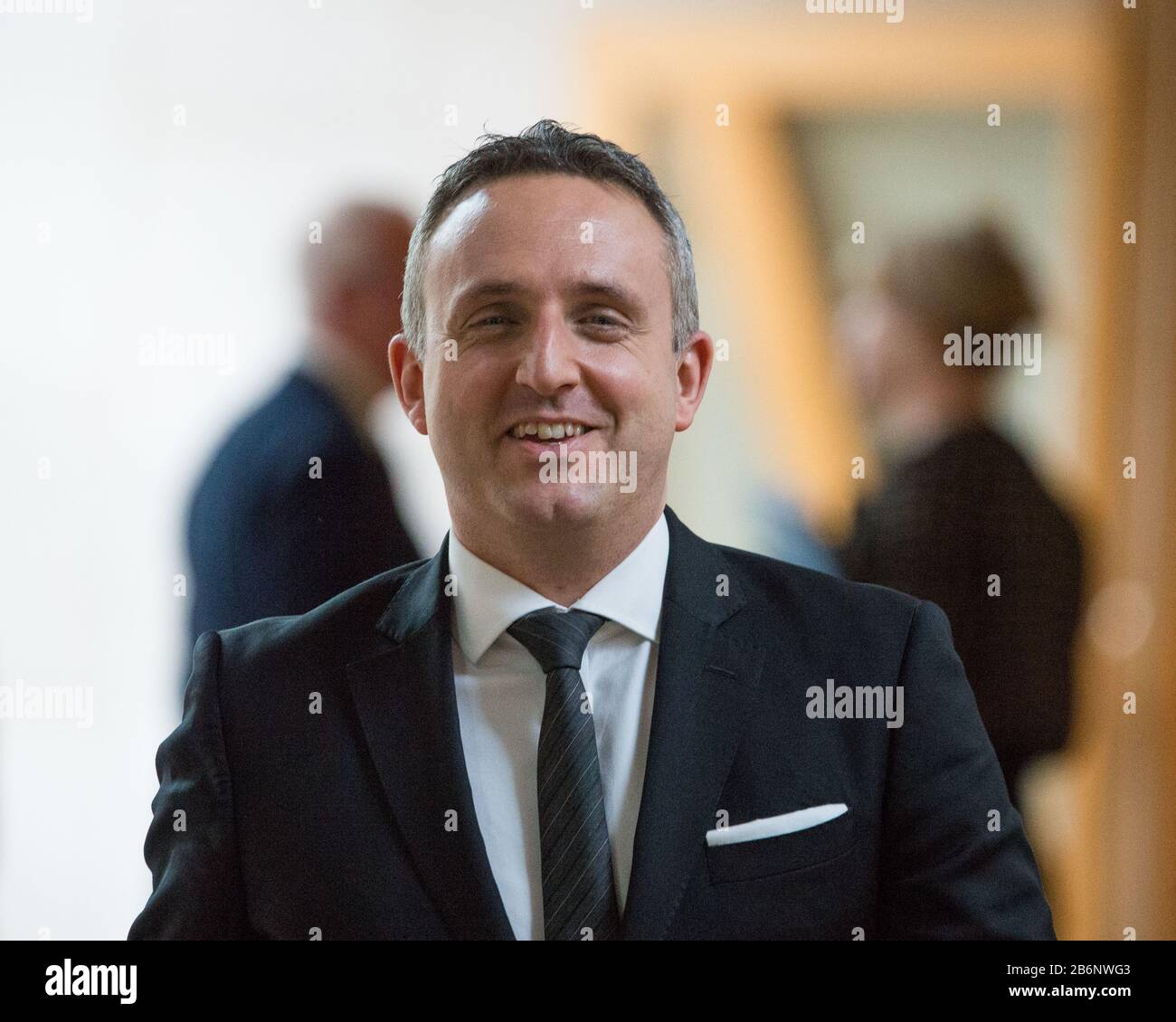 Edimburgo, Regno Unito. 11th Mar, 2020. Nella foto: Alex Cole - Hamilton MSP - Scottish Liberal democratico MSP per Edinburgh Western, portavoce per la salute. Scene dall'interno del Parlamento Scozzese. Credito: Colin Fisher/Alamy Live News Foto Stock Edimburgo, Regno Unito. 11th Mar, 2020. Nella foto: Alex Cole - Hamilton MSP - Scottish Liberal democratico MSP per Edinburgh Western, portavoce per la salute. Scene dall'interno del Parlamento Scozzese. Credito: Colin Fisher/Alamy Live News Foto Stock