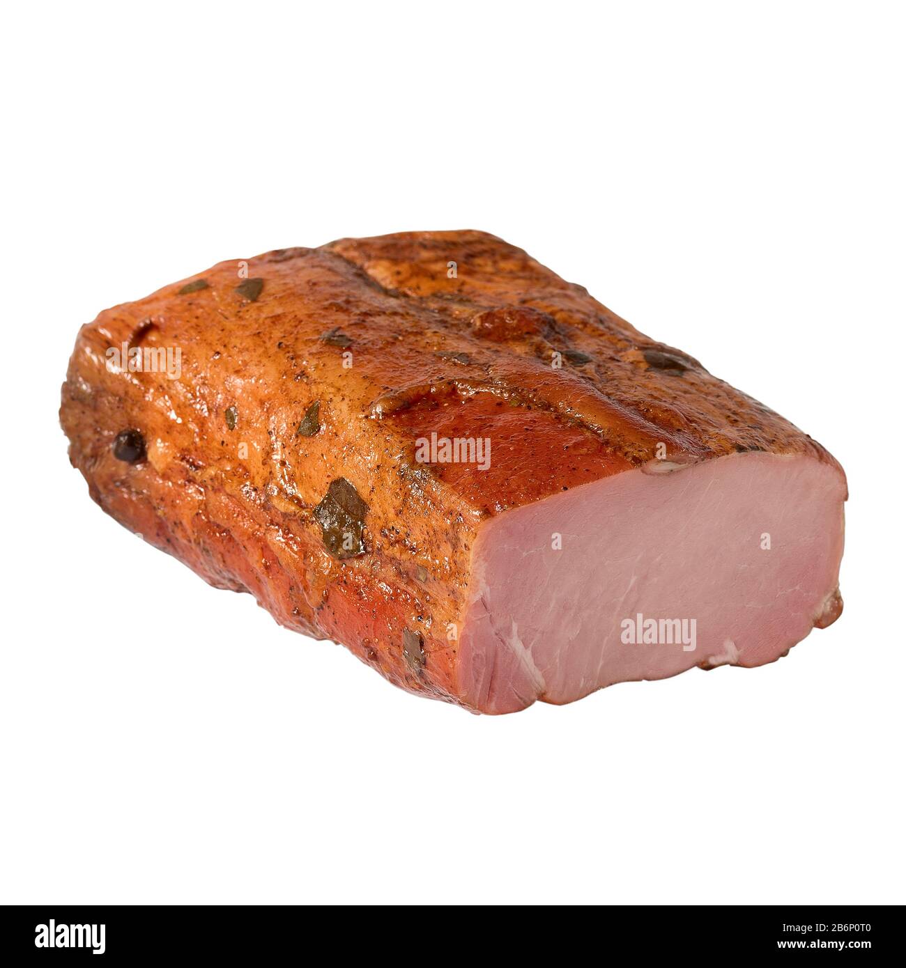 Prosciutto di maiale affumicato, a metà. Isolato su sfondo bianco, per catalogo, menu Foto Stock