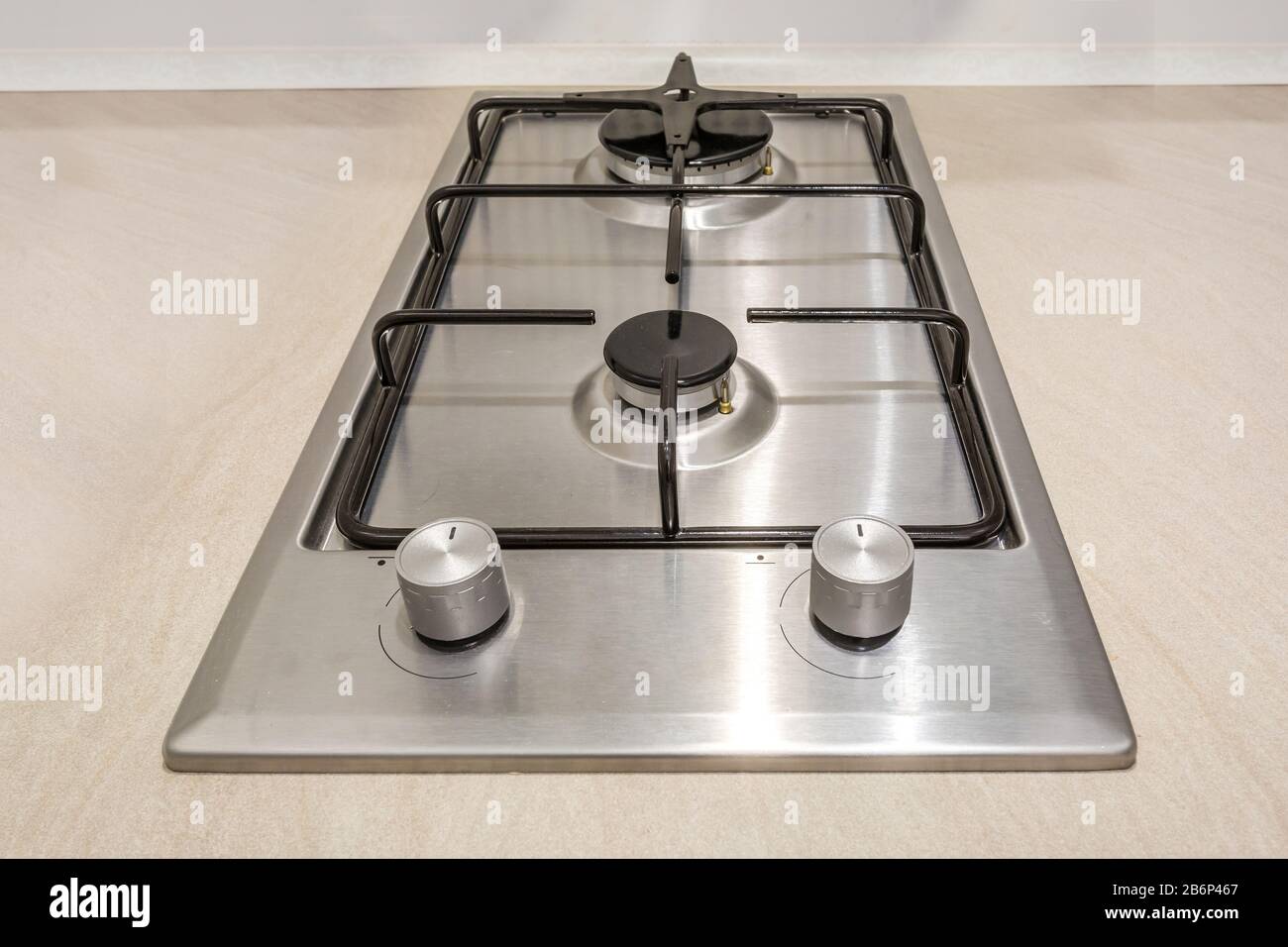 Fornello a gas fornello a due bruciatori in cucina Foto Stock