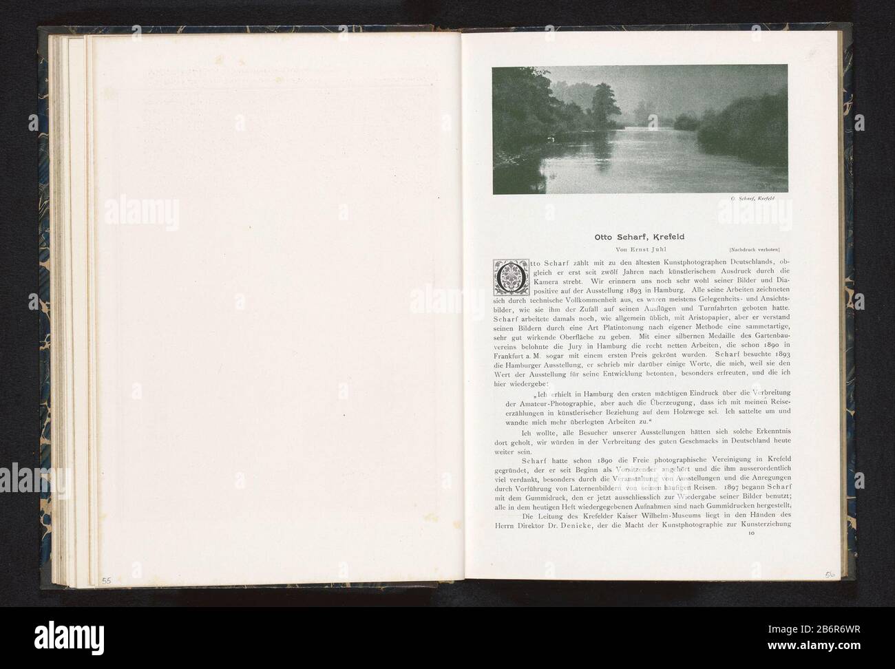 Gezicht op een rivier Visualizza di un fiume tipo di oggetto: Fotomeccanica stampa pagina numero articolo: RP-F 2001-7-968-4-56 Produttore : fotografo: Otto Scharf (edificio in elenco) clichémaker: Riffarth & Co Meisenbach (possibile) Luogo fabbricazione: Berlino Data: 1899 e / o 1899 - o per 1901 Materiale: Carta Tecnica: Autotipia: Stampa: Dimensioni: H 62,5 mm × L 144 mmToelichtingPent pagina 69. Oggetto: Fiume Foto Stock
