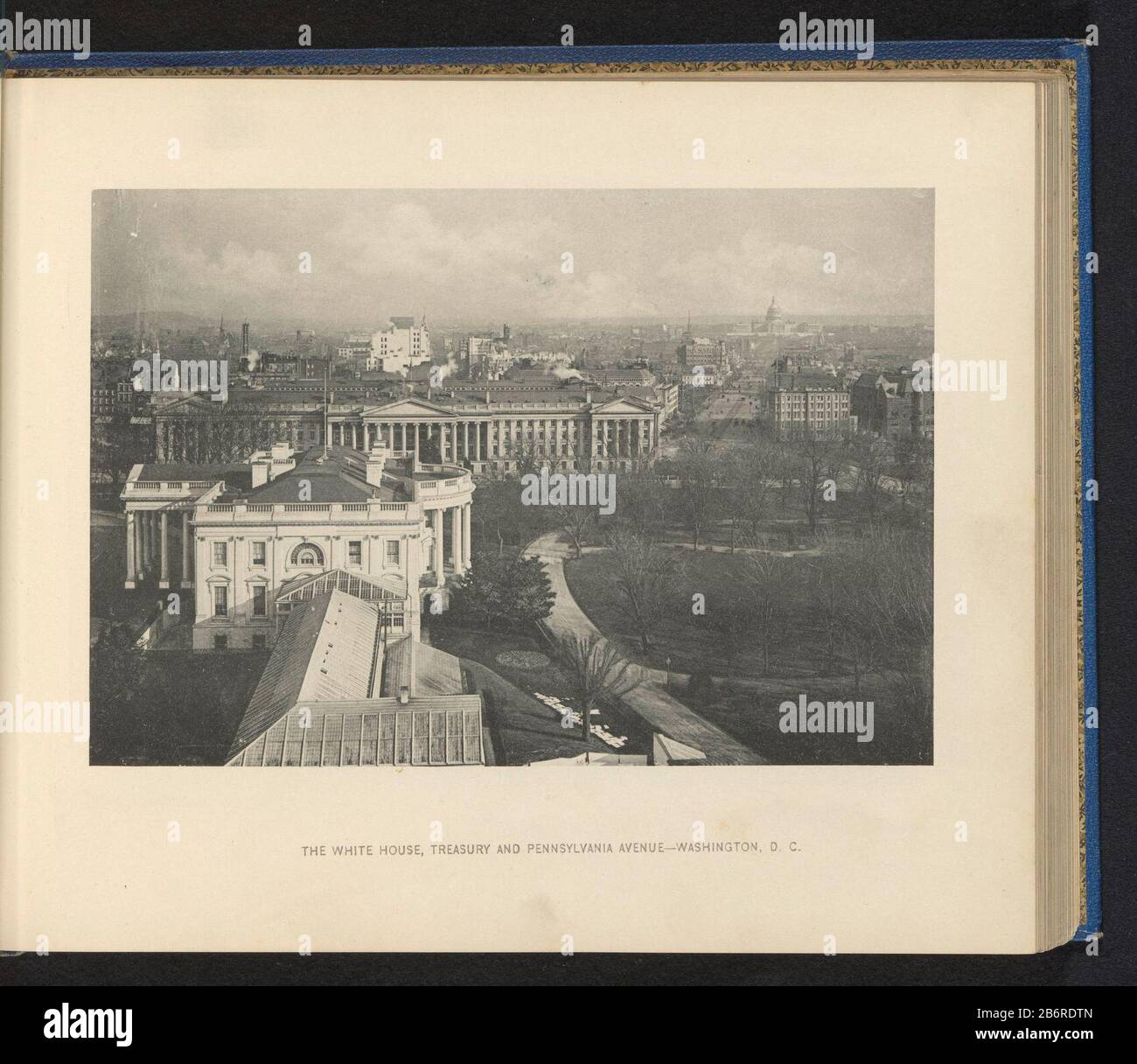 Gezicht op het Witte Huis a Washington DC The White House, Treasury and Pennsylvania Avenue - Washington, DC (titel op Object) Vista della Casa Bianca a Washington DCThe White House, Treasury and Pennsylvania Avenue - Washington, DC (title Object) Tipo Di Proprietà: Fotomeccanica stampa pagina numero articolo: RP-F 2001-7-996-40 Produttore : creatore : Anonymous Place produzione: Washington DC dating: About 1883 - or for 1893 Materiale: Paper Tecnica: Misure di pressione leggera: Impresso: H 132 mm × W 192 mm Soggetto: Governo nazionale dove: White House, The (Washington DC) Foto Stock