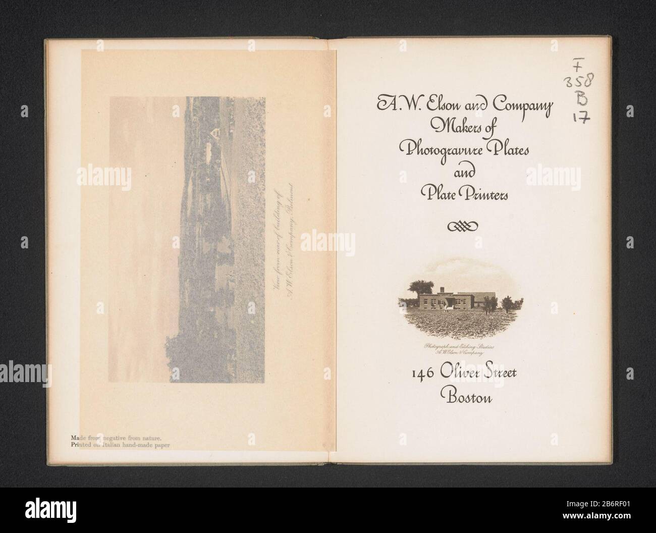 Gezicht op het kantoor van AW Elson & Company te Belmont Fotografia e Incisione Studios AW Elson & Company (titel op Object) Vista dell'ufficio di A. W. Elson & Company Belmont Fotografia e Incisione Studio A. W. Elson & Company (title Object) Tipo Di Proprietà: Numero articolo: RP-F 2001-7-950-2 fabbricante : creatore : A. W. Elson & Co. (Possible) Fabbricazione Del Luogo: Belmont Dating: CA. 1903 - in o davanti 1908 Materiale: Carta Tecnica: Leggera pressione dimensioni: Immagine: H 43 mm (ovale) × b 67 mmToelichtingPrent su telpagina. Oggetto: façade (o casa o edificio) Dove Foto Stock