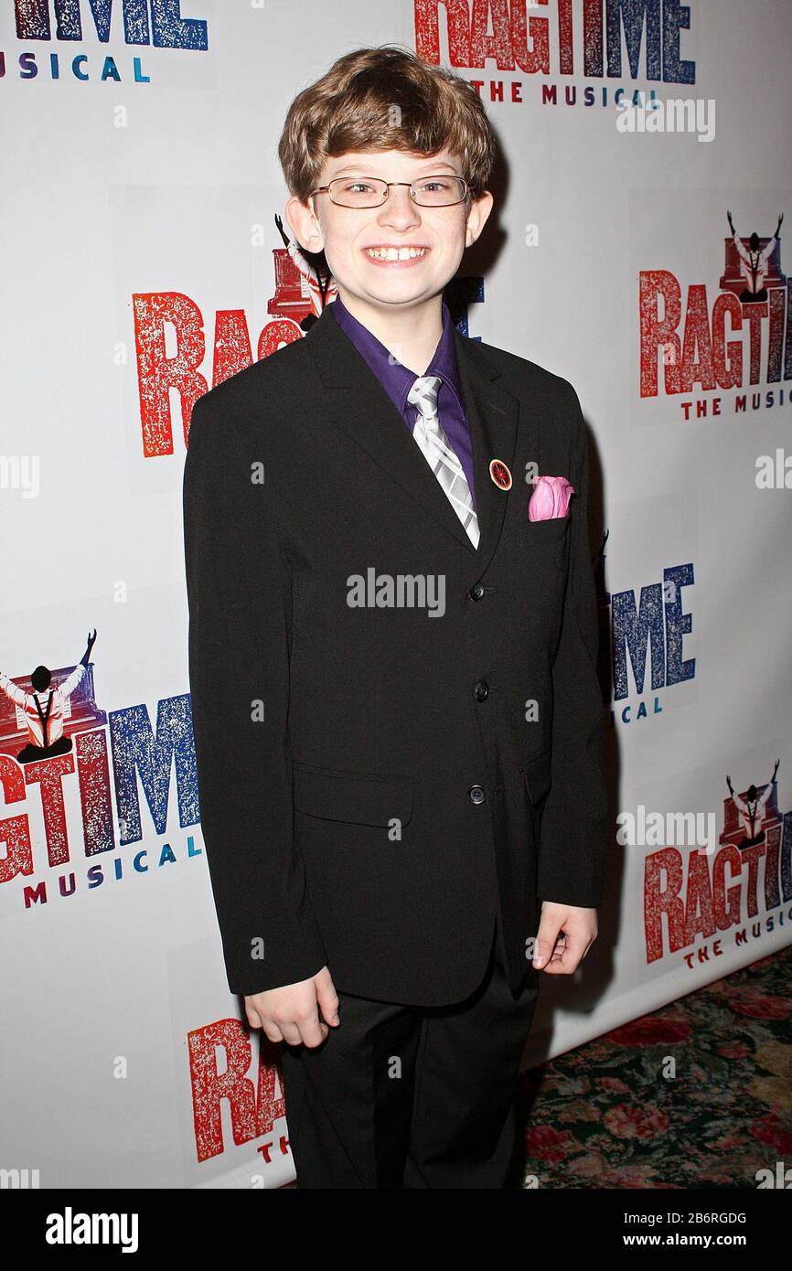 New York, NY, Stati Uniti. 15 Novembre 2009. Christopher Cox alla sera di apertura dopo la festa per 'Ragtime' a Broadway at Tavern On The Green. Credito: Steve Mack/Alamy Foto Stock