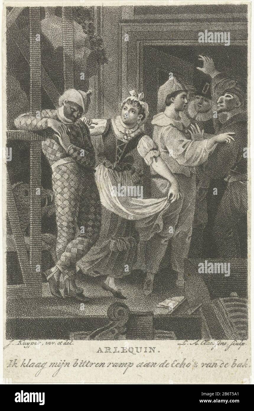 Harlekijn op het toneel Arlequin (titel op object) UN Harlequin è sulla scena, vicino al pozzo dell'orchestra. Guarda un po' glum e una ragazza che cerca di rallegrarlo. In una porta di apertura stand ancora altro toneelfiguren. Produttore : stampatore: Lambertus Antonius Claessens (indicato sull'oggetto) a disegno di: Jacques Kuyper (indicato sull'oggetto) Luogo fabbricazione: Paesi Bassi Data: 1801 caratteristiche Fisiche: Materiale di incisione: Tecnica della carta: Dimensioni di incisione: Foglio: H 108 70 mm × b mmToelichtingIllustratie per: Ernst e Boertlingen per il XIX secolo, o Almanach di qualità civilizzata Foto Stock