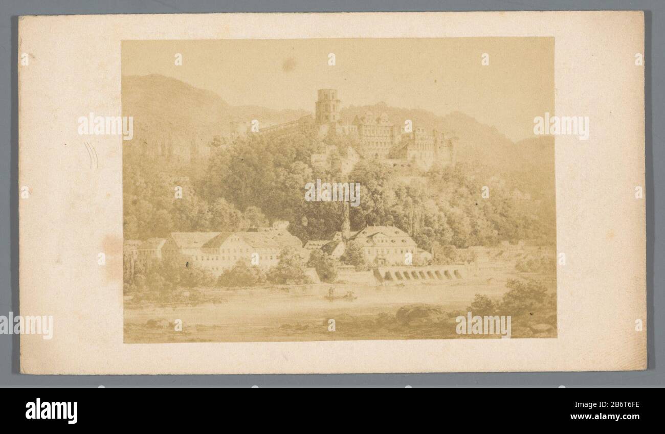 Heidelberg, kasteel Heidelberg, kasteel Object Type : foto carte-de-visite Objectnummer: RP-F-F24467 Produttore : fotografaf: L. Meder (vermeld op Object) dating: 1855 - 1900 dimensioni: Geheel: H 61 mm × b 105 mm Foto Stock