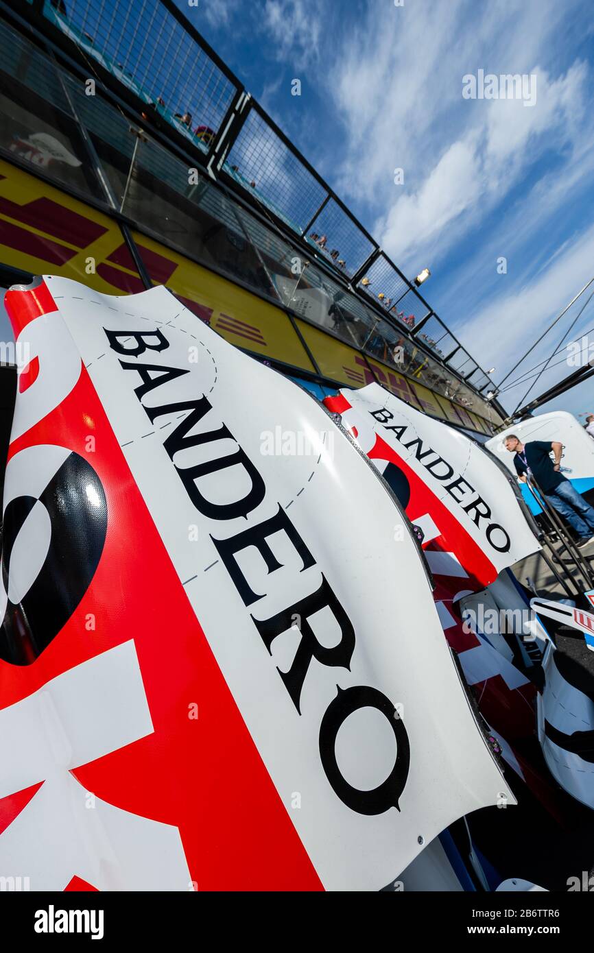 Melbourne, Australia, 12 Marzo 2020. Wiliams carrozzeria in Pit Lane durante il Rolex Australian Grand Prix di Formula 1, Melbourne, Australia. Credito: Dave Hewison/Alamy Live News Foto Stock