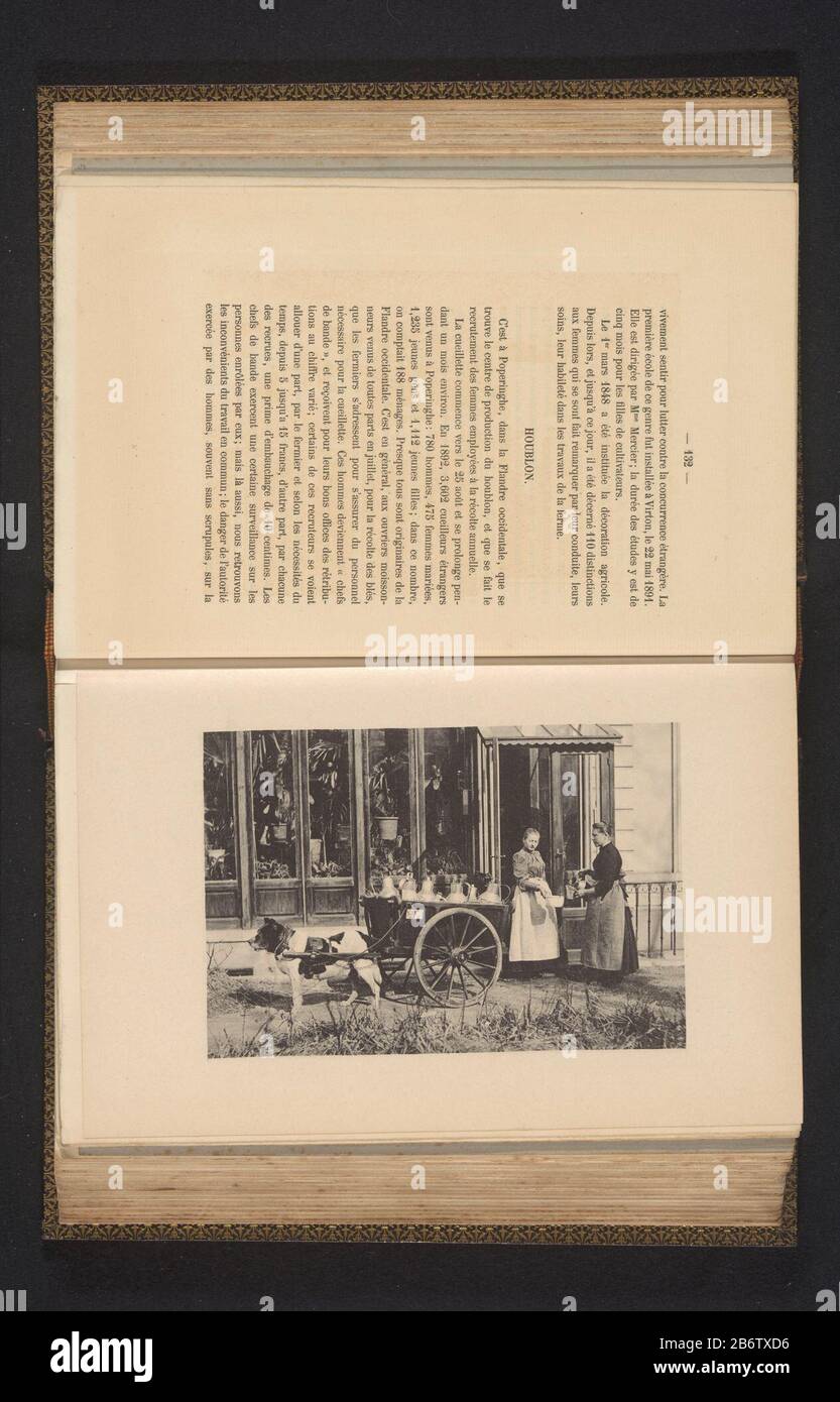 Hond voor een kar met melkbussen, met op de achtergrond twee vrouwen Dog su un carrello con latte lattine, con uno sfondo di due femmina tipo di oggetto: Fotomeccanica stampa pagina numero articolo: RP-F 2001-7-1234-7 Produttore : creatore: Anonimo Data: C.1888 - o per 1893 Materiale : paper Tecnica: Misure di pressione leggera: Con impresso: H 108 mm × W 159 mmToelichtingPrent pagina anteriore 132. Oggetto: Veicolo a due ruote disegnato da una donna animaldogadult Foto Stock