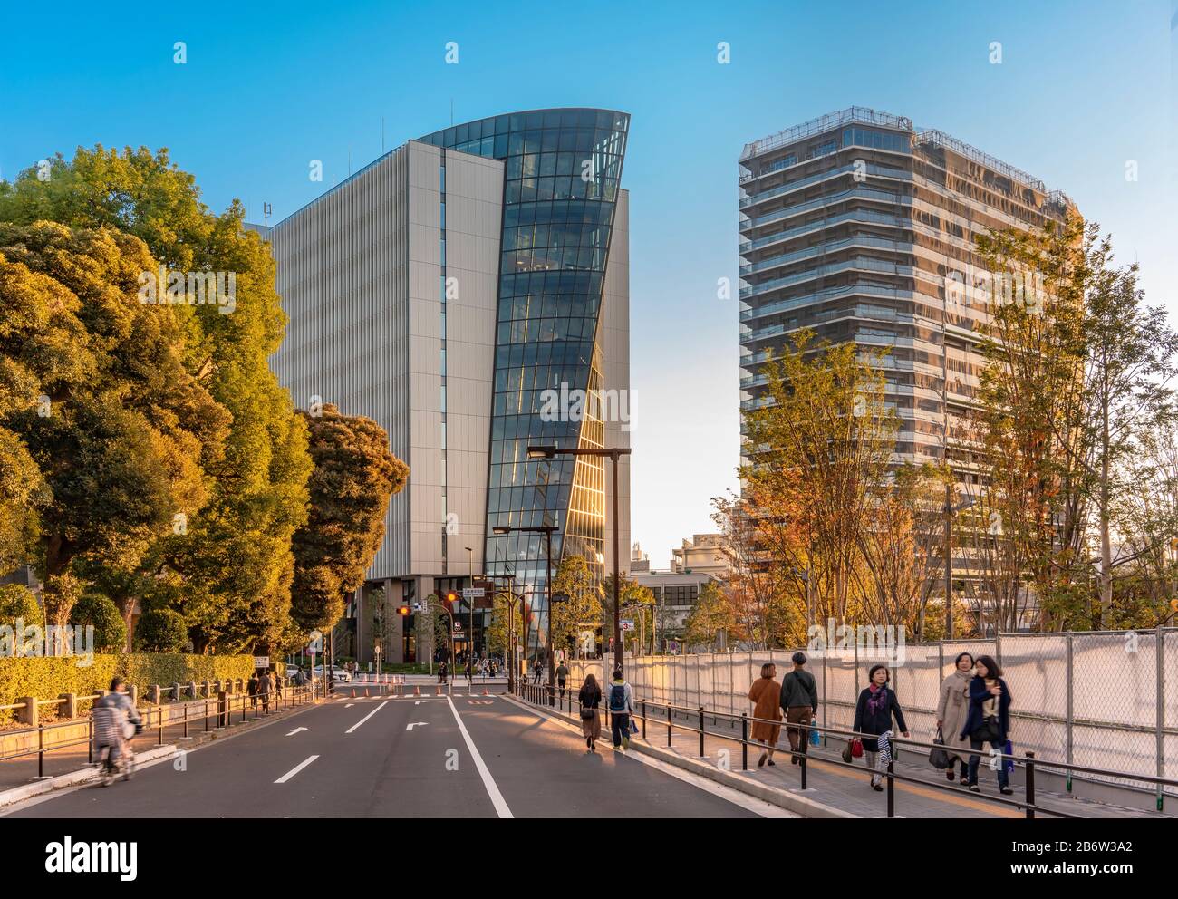 Tokyo, giappone - 17 novembre 2019: Costruzione del Museo Olimpico del Giappone gestito dal Comitato Olimpico del Giappone progettato da Mitsubishi Jisho Sekei per il Tok Foto Stock
