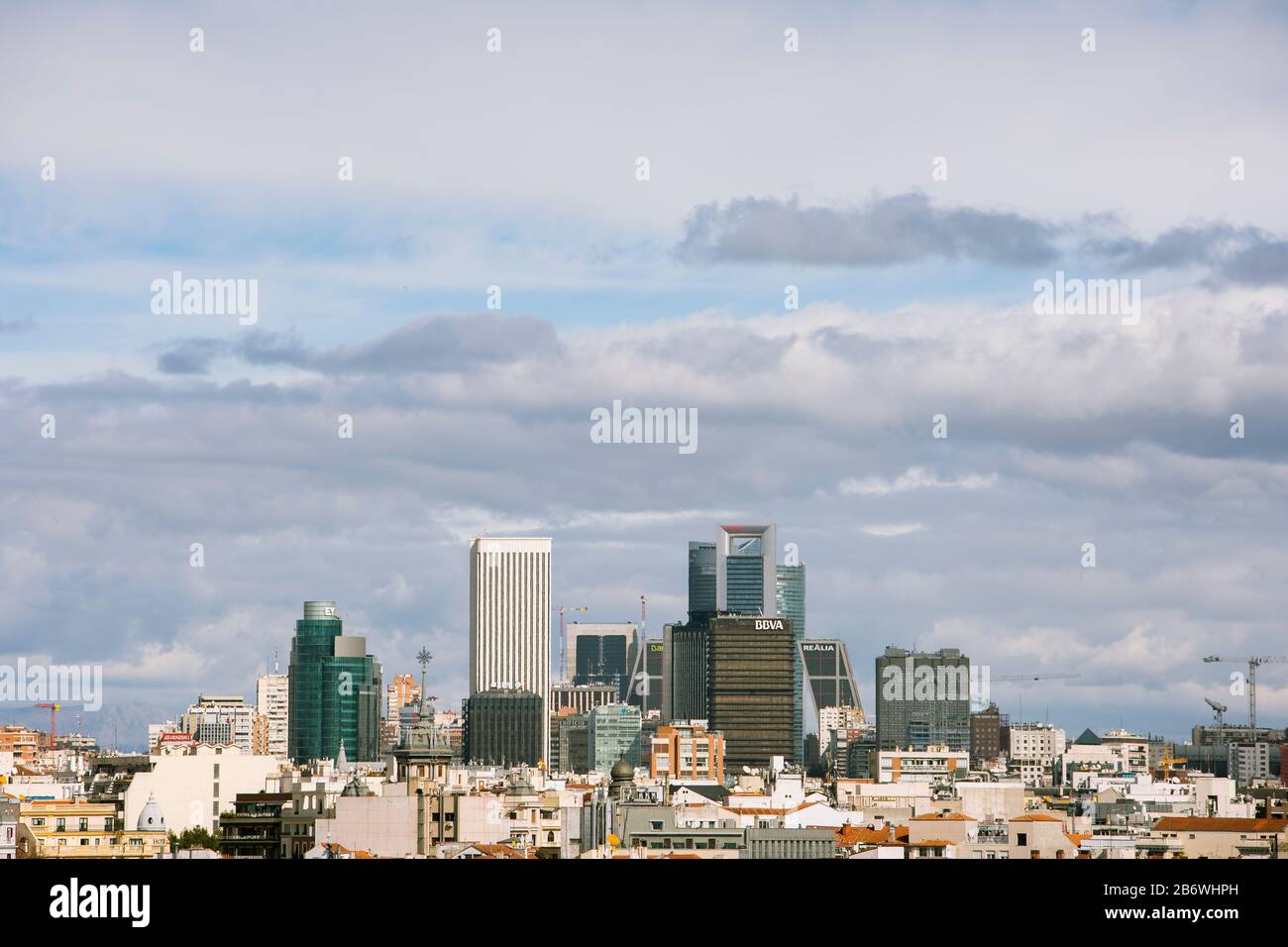 Madrid, Spagna -04 Mar 2020- Skyscapers dal distretto finanziario Foto Stock