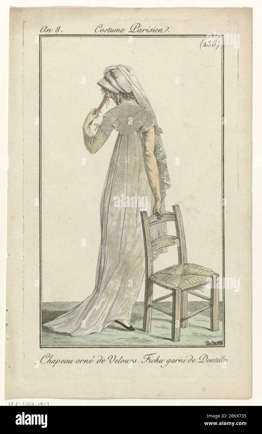 Cappello decorato con velluto e un lungo velo. Fichu punteggiato rifilato con un lato della striscia pieghettata. Brina con maniche corte e resistenza. Altri accessori: Gamma, guanti lunghi, scarpe piatte. L'immagine fa parte della rivista di moda Journal des Dames et des Modes, pubblicata da Pierre de la Mésangère, Parigi, 1797-1839. Produttore : stampatore: Anonimo editore: Pierre de la MésangèrePlats fabbricante: Parigi Data: 1800 caratteristiche Fisiche: Engra, materiale colorato a mano: Carta Tecnica: Engra (processo di stampa) / misure a mano: Bordo della lastra: H 182 mm × W 110 mm Oggetto: Testa-ingranaggio delle piastre di moda ( Foto Stock