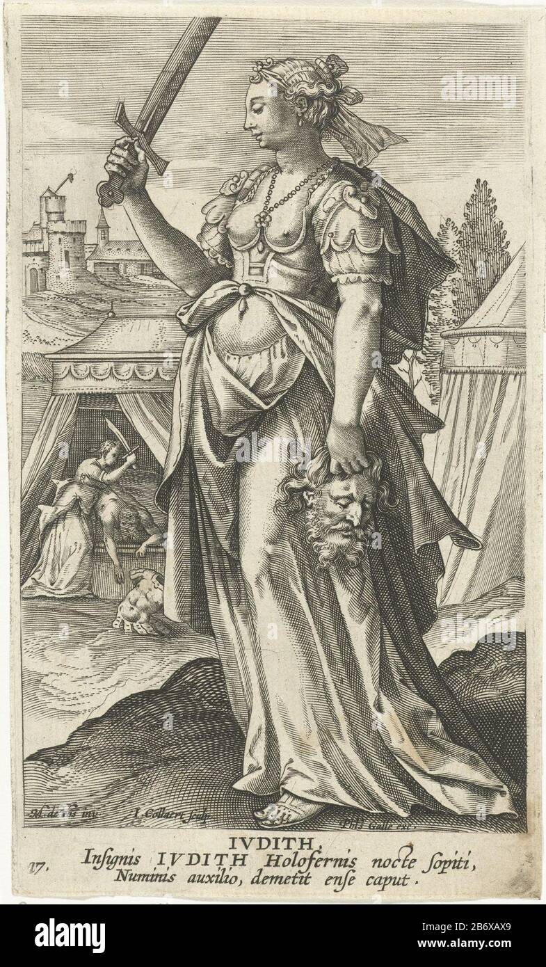 Judit Ivdith (titel op object) Beroemde vrouwen uit het Oude Testament (seriettel) Icones Illvstrivm Feminarvm Veteris Testamenti (seriettel) in primo piano Judit, un pesante d in una mano e la testa di Holofernes nell'altra. Sullo sfondo la tenda di Holofernes, dove Judit testa bancarelle del generale. La stampa ha una didascalia latina ed è parte di una serie di immagini con famose donne dell'Antico Testamento. Produttore : printmaker Jan Collaert (II) (edificio elencato), Designed by: Marten de Vos (edificio elencato) Editore: Philips Galle (elencato sull'oggetto) autore: Cornelis KiliaanPlaa Foto Stock