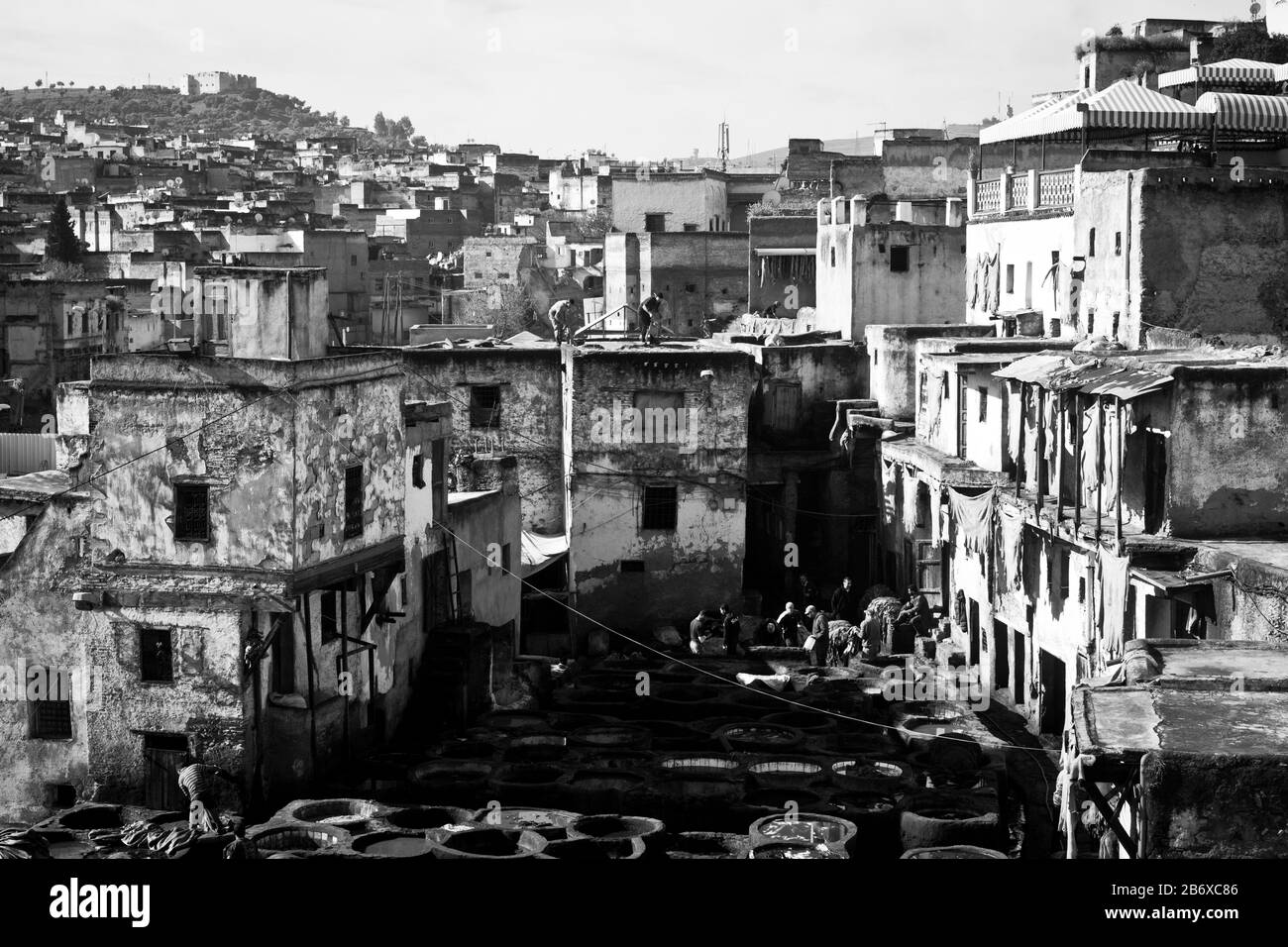 Una vista del quartiere dei Tanners di Fes, Marocco Foto Stock