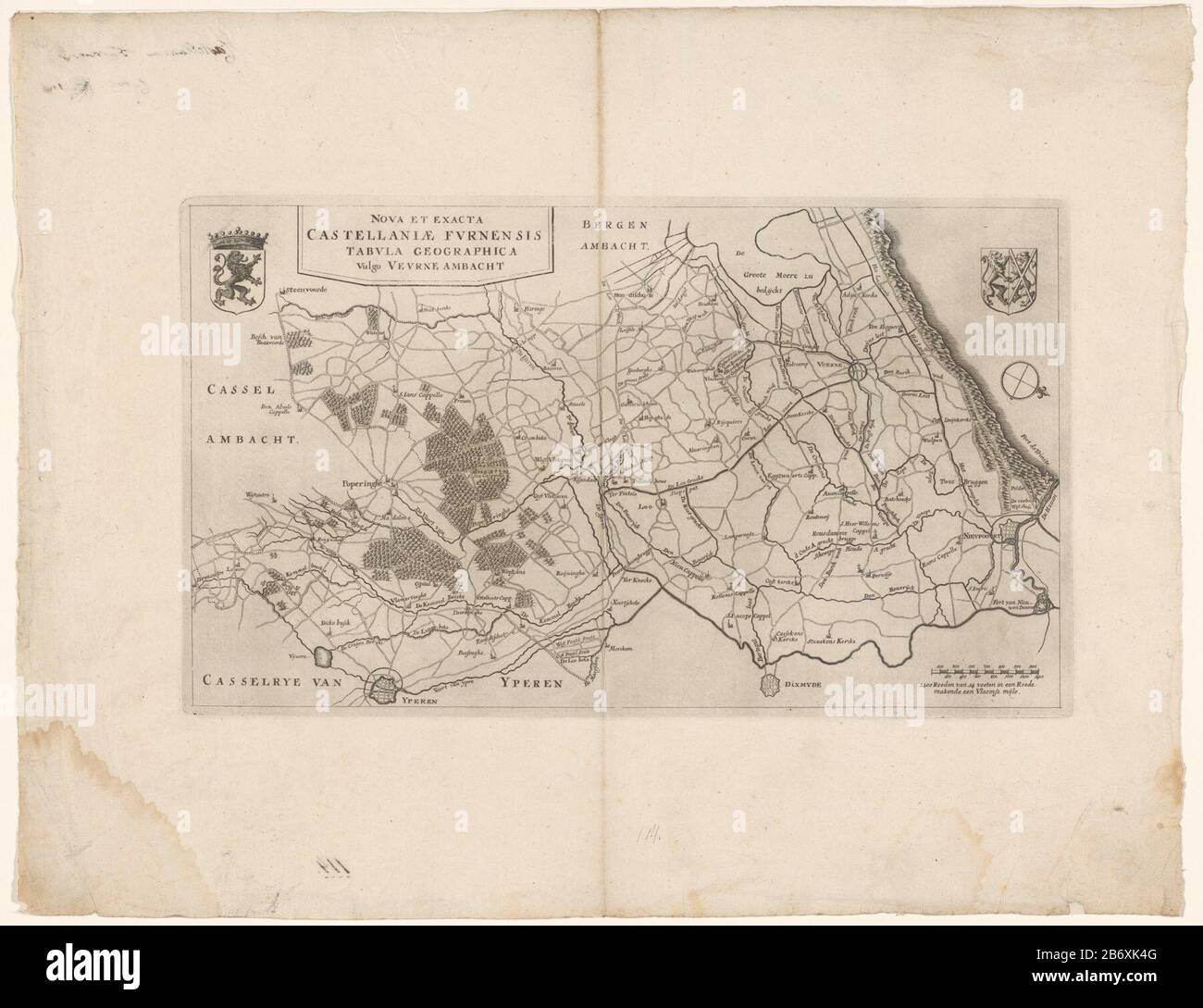Kaart van de kasselrij Veurne Nova et acta Castellaniae Furnensis tabula geographixa vulgo Veurne Ambacht (titel op Object) Mappa castellany Furnes, anche Veurne-Craft ha detto. In alto a sinistra il titolo cartouche, con il braccio sinistro delle Fiandre. Destra un'arma che si riferisce a Furnes e castellany Furnes. Destra una barra di scala: 1400 aste di 14 piedi in un'asta che fa un Vlaemse mijle. Produttore : printmaker: Anonymous publisher: Carolus Fox (available) Editore: Joannes Baptista de Vos (possible) Luogo di produzione: Bruxelles Data: 1735 Materiale: Paper Tecnica: Etching / engra (printing process) Measurements: PL Foto Stock