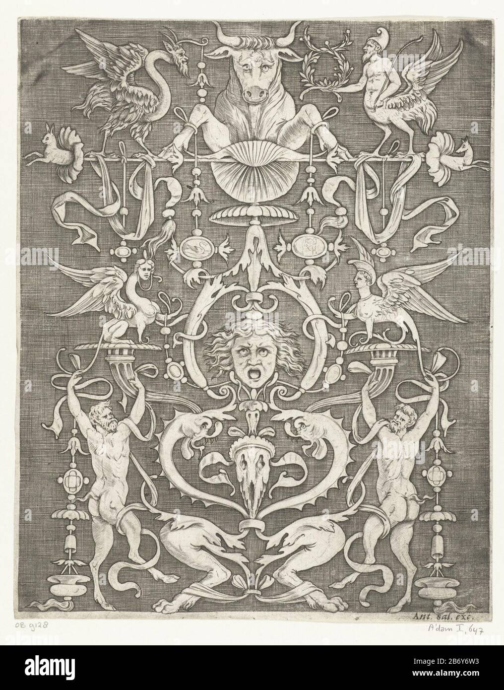Kandelaber Il candelabro è composto da due gambe satiranti, un cranio animale tra due pesci, una maschera e un toro, che è giusto Quando visto da una lesa di guscio. Produttore : stampatore: Anonymous design by: Agostino Veneziano (possible) to design: Rafael (possible) editore Antonio Salamanca (property) Luogo di produzione: Italia (possible) Datato: 1500 - 1562 Materiale: Carta Tecnica: Engra (processo di stampa) dimensioni: Foglio: H 234 mm × W 187 mmToelichtingTweede Edition (Fuhring, 1989) . Foto Stock