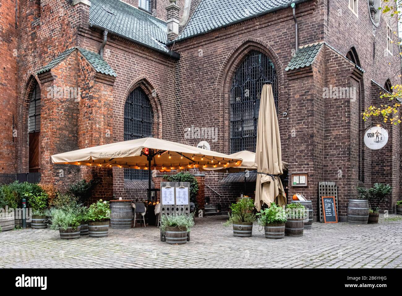 Ristorante Maven In Ex Nikolaj Chiesa, Edificio Storico In Mattoni, Nikolaj Plads 10.Copenhagen, Danimarca Foto Stock