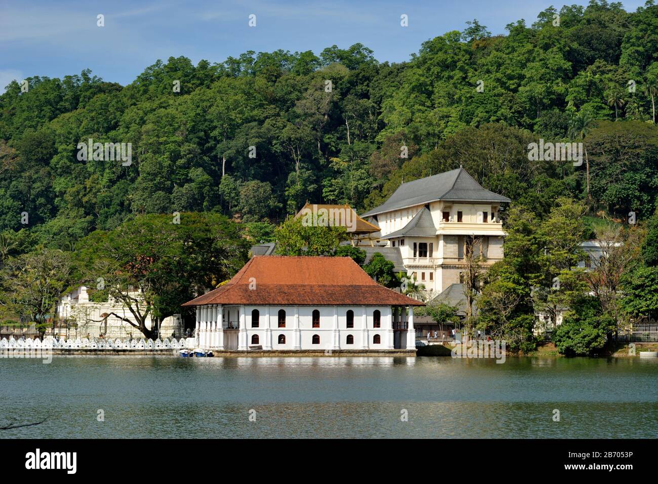Sri Lanka, Kandy, tempio del dente e del lago Foto Stock