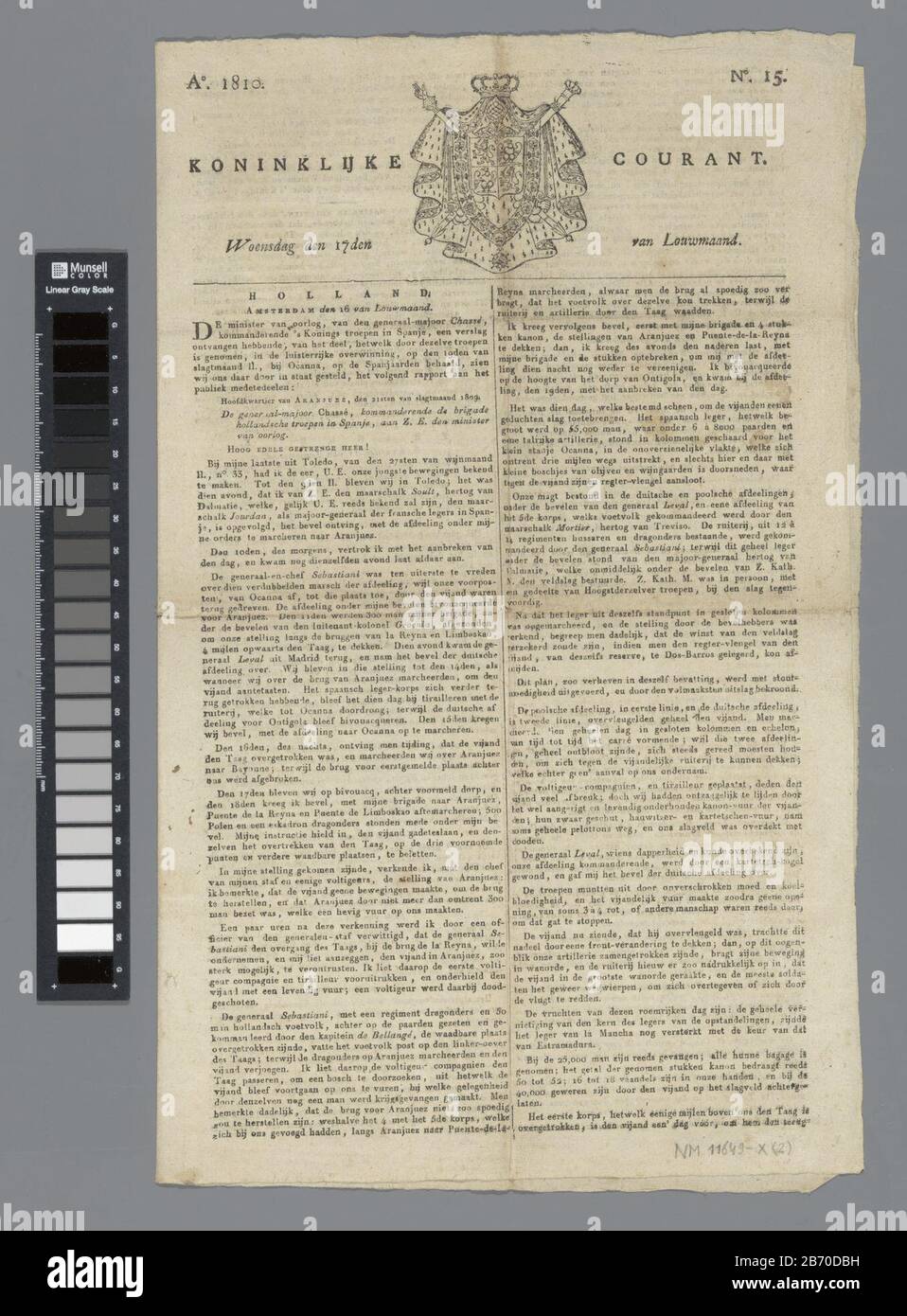 Koninklijke Courant Vier pp van krant, no 15 van de Koninklijke Courant, in twee kolommen. Gedateerd; p.1,b: 'Woensdag den 17den van Louwmaand (Ao 1810)'. Gemerkt; p.1, m.B.: Wapen. Produttore : uitgever: Koninklijke CourantPlats fabbricante: Amsterdam Dating: 17-jan-1810 Materiale: Papier Techniek: Drukken dimensioni: L 39 cm. × b 23,8 cm. Data: 1810 - 1810 Foto Stock