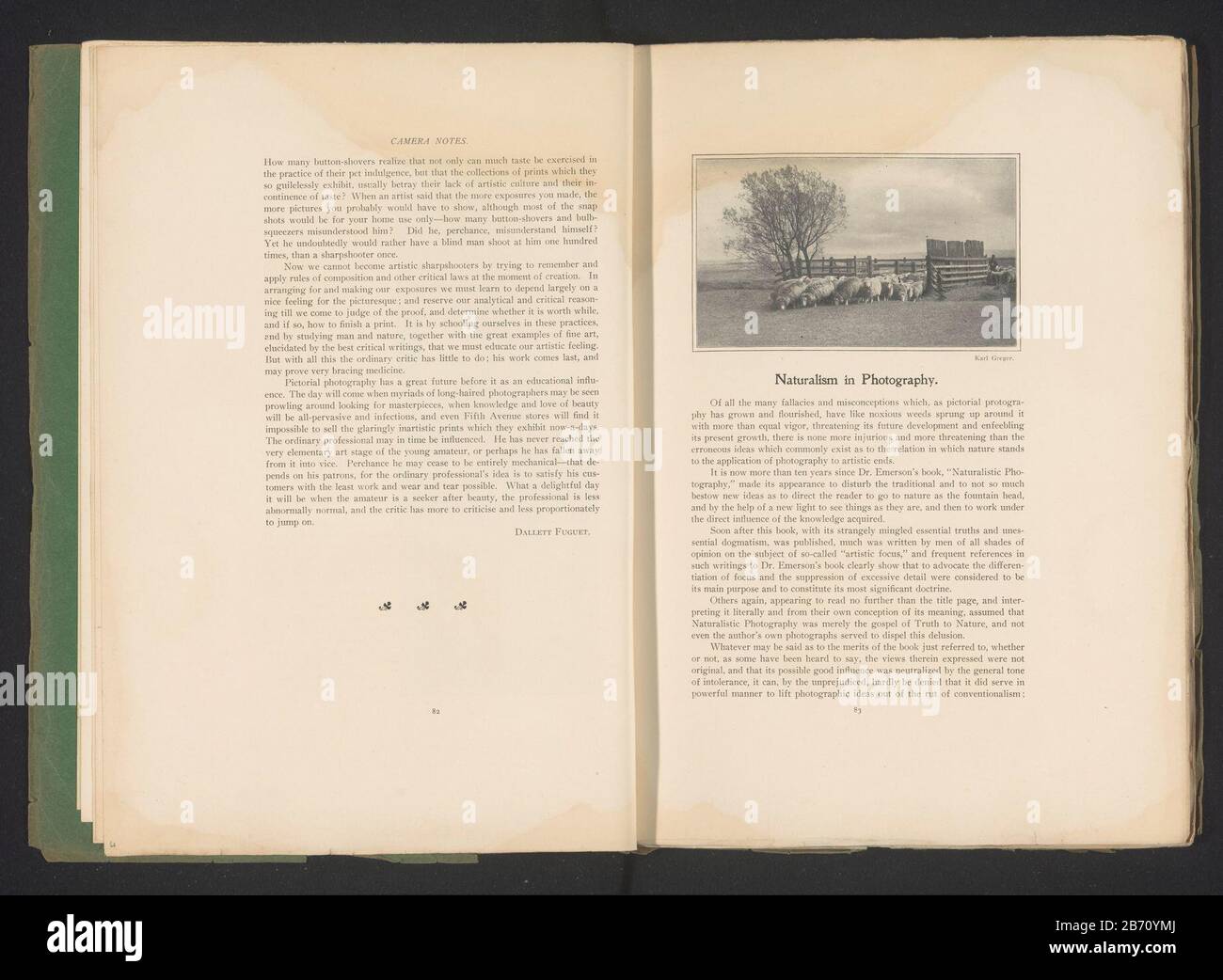 Kudde schapen in een weiland Gregge di pecore in un prato tipo di oggetto: Stampa fotomeccanica numero articolo: RP-F 2001-7-1187A-5 Produttore : fotografo: Karl Greger (edificio elencato) clichémaker: Anonimo Data: CA. 1895 - o per 1900 Materiale: Carta Tecnica: Autotipia dimensioni: Stampa: H 72 mm × W 121 mmToelichtingPent pagina 83. Oggetto: Gregge, pecore gregge Foto Stock