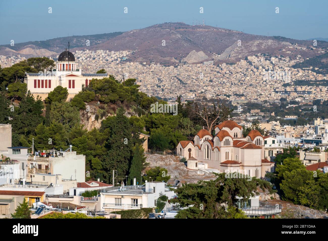Vista su Atene dalla collina di Areopagus Foto Stock