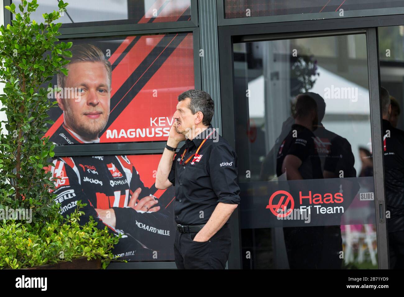 Melbourne, Australia . 13 Marzo 2020. Formula Uno, Gran Premio D'Australia, Practice Day; Guenther Steiner, Capo Del Team Di Haas, Credit: Action Plus Sports Images/Alamy Live News Foto Stock