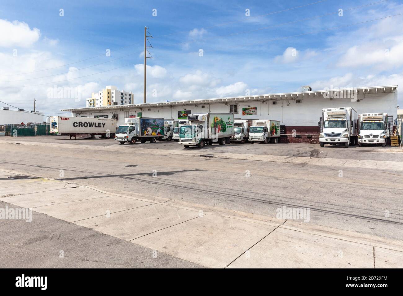 Area del molo di carico e camion, Miami, Florida, Stati Uniti. Foto Stock