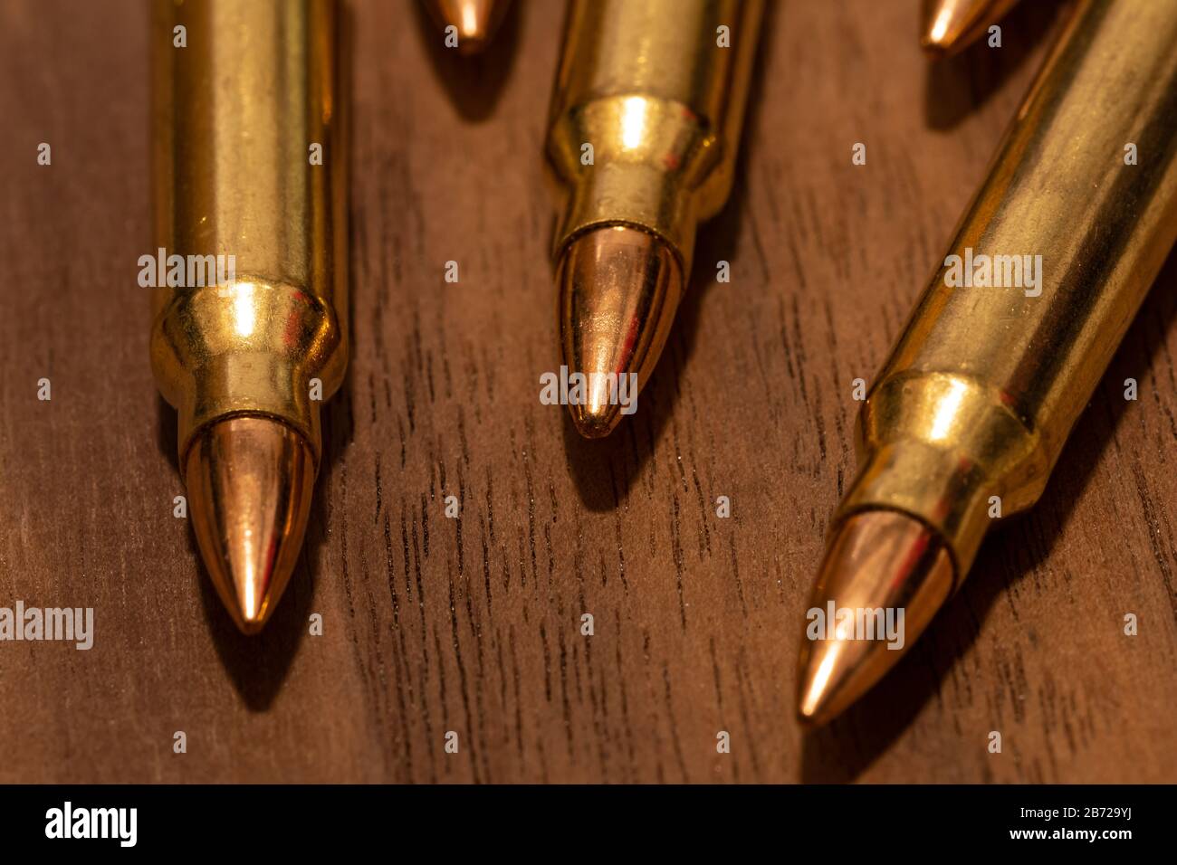foto macro di munizioni a fucile calibro .223 Foto Stock