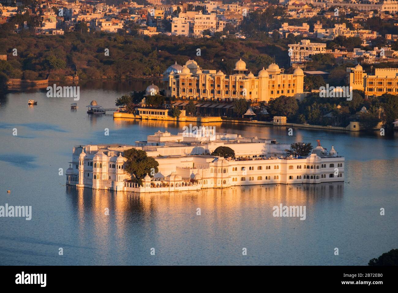 Lake Palace Udaipur Rajasthan in India Foto Stock