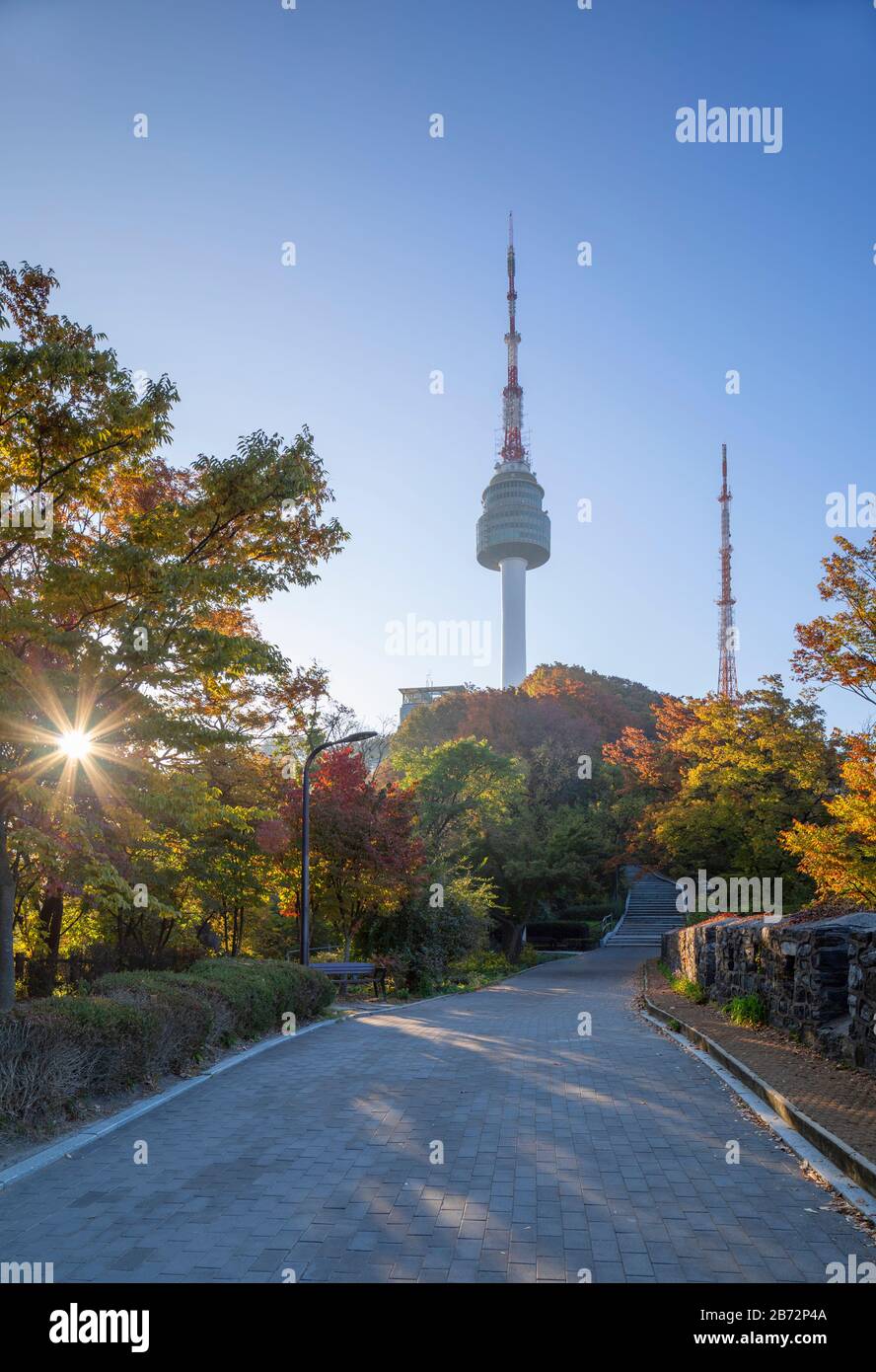 Torre di Seoul nel Parco Namsan, Corea del Sud Foto Stock