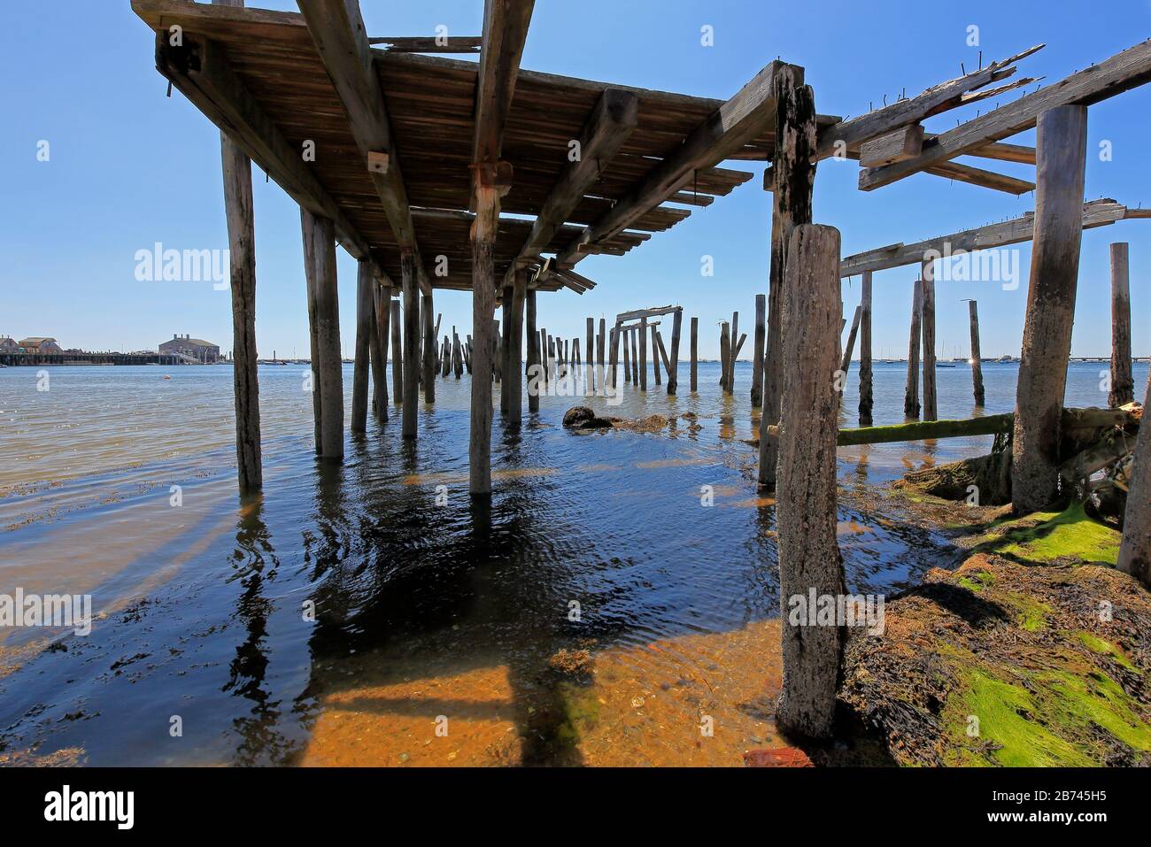 Molo in legno derelict a Provincetown Cape Cod Foto Stock