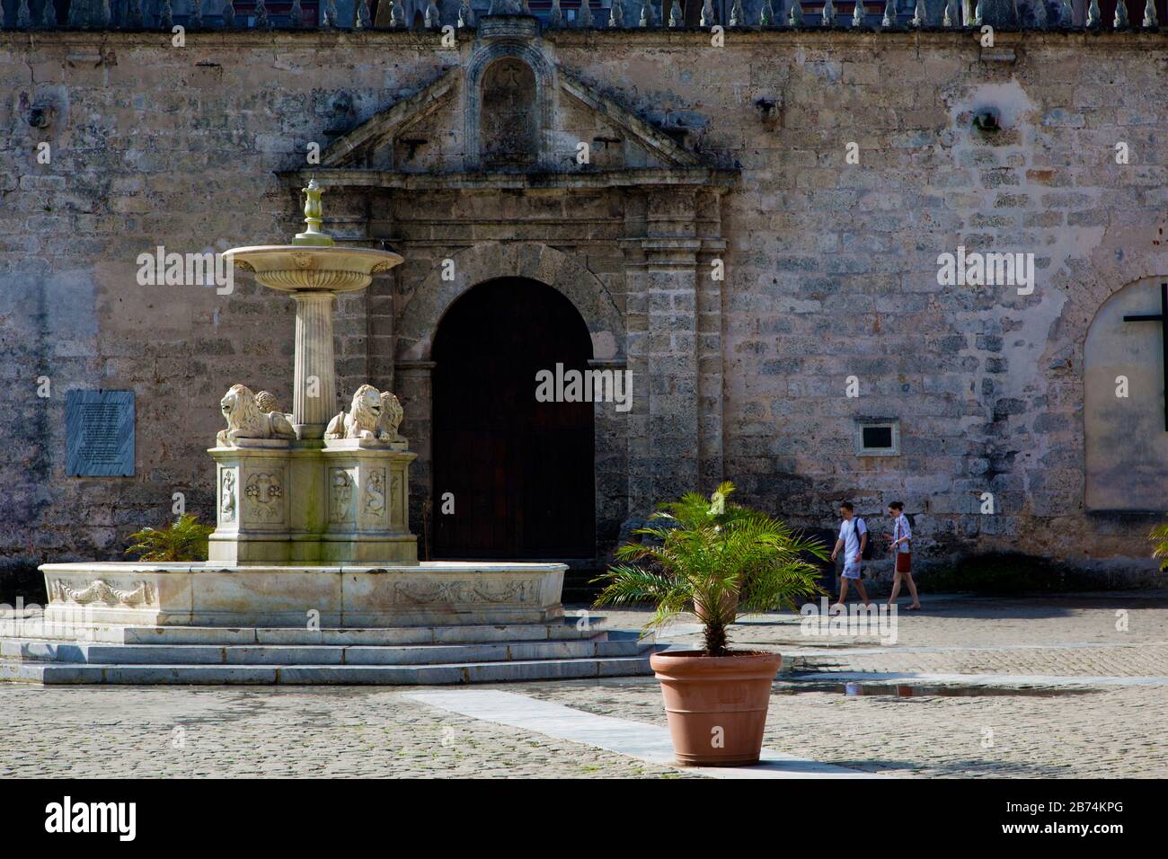 Havana, Cuba - fontana spagnola nel centro di Havana Foto Stock