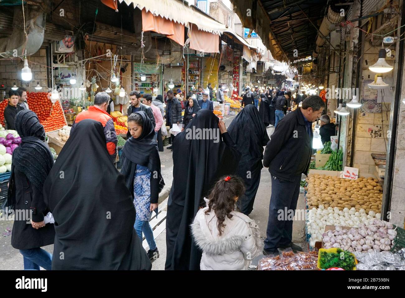 Bazaar a Teheran, Iran, il 18.03.2019. Dopo che gli Stati Uniti si sono ritirati dall'accordo nucleare internazionale, il paese sta nuovamente imponendo sanzioni contro l'Iran. [traduzione automatica] Foto Stock