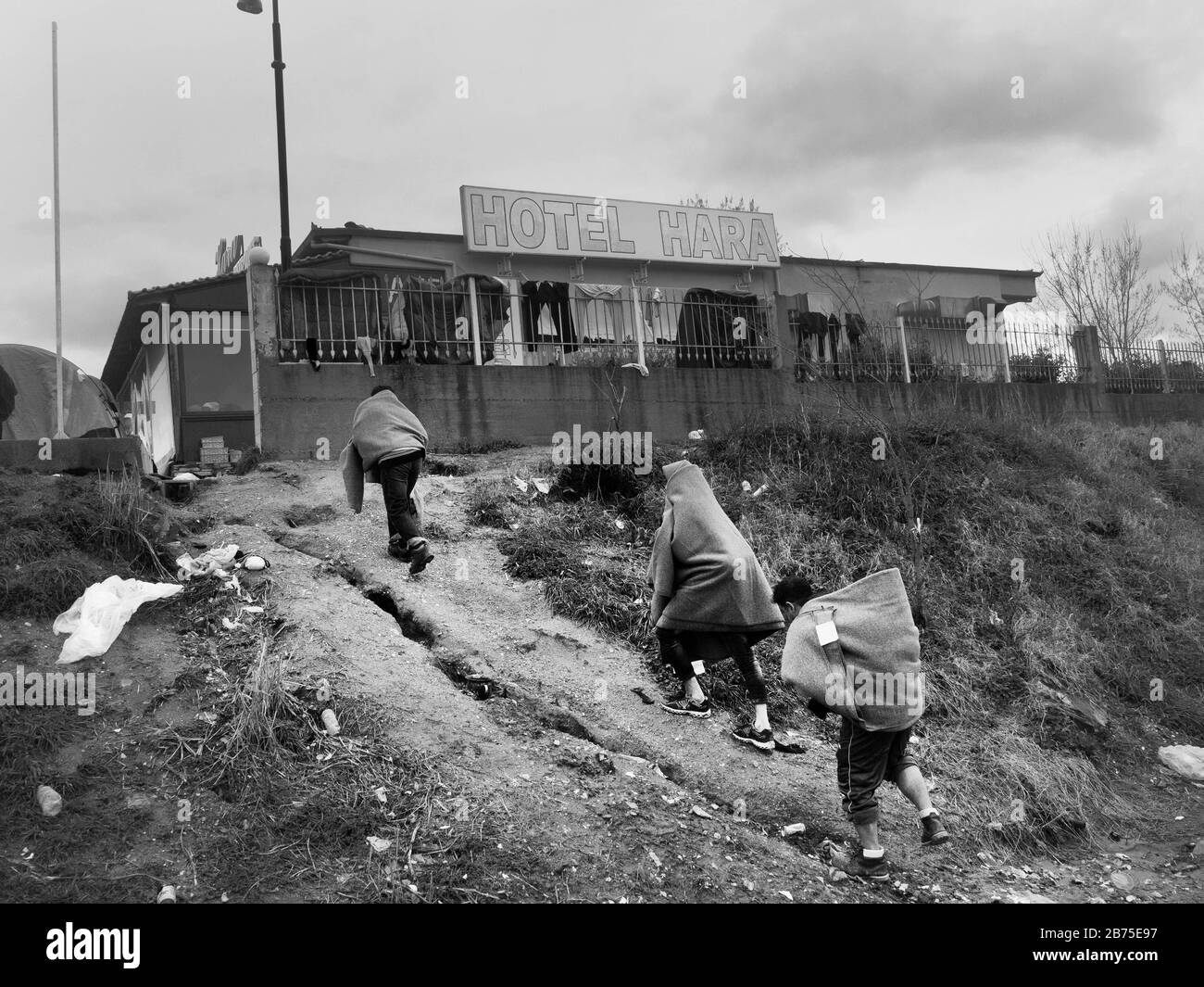 Un hotel vicino a Idomeni. I rifugiati con abbastanza denaro possono affittare un alloggio nella zona circostante. [traduzione automatica] Foto Stock