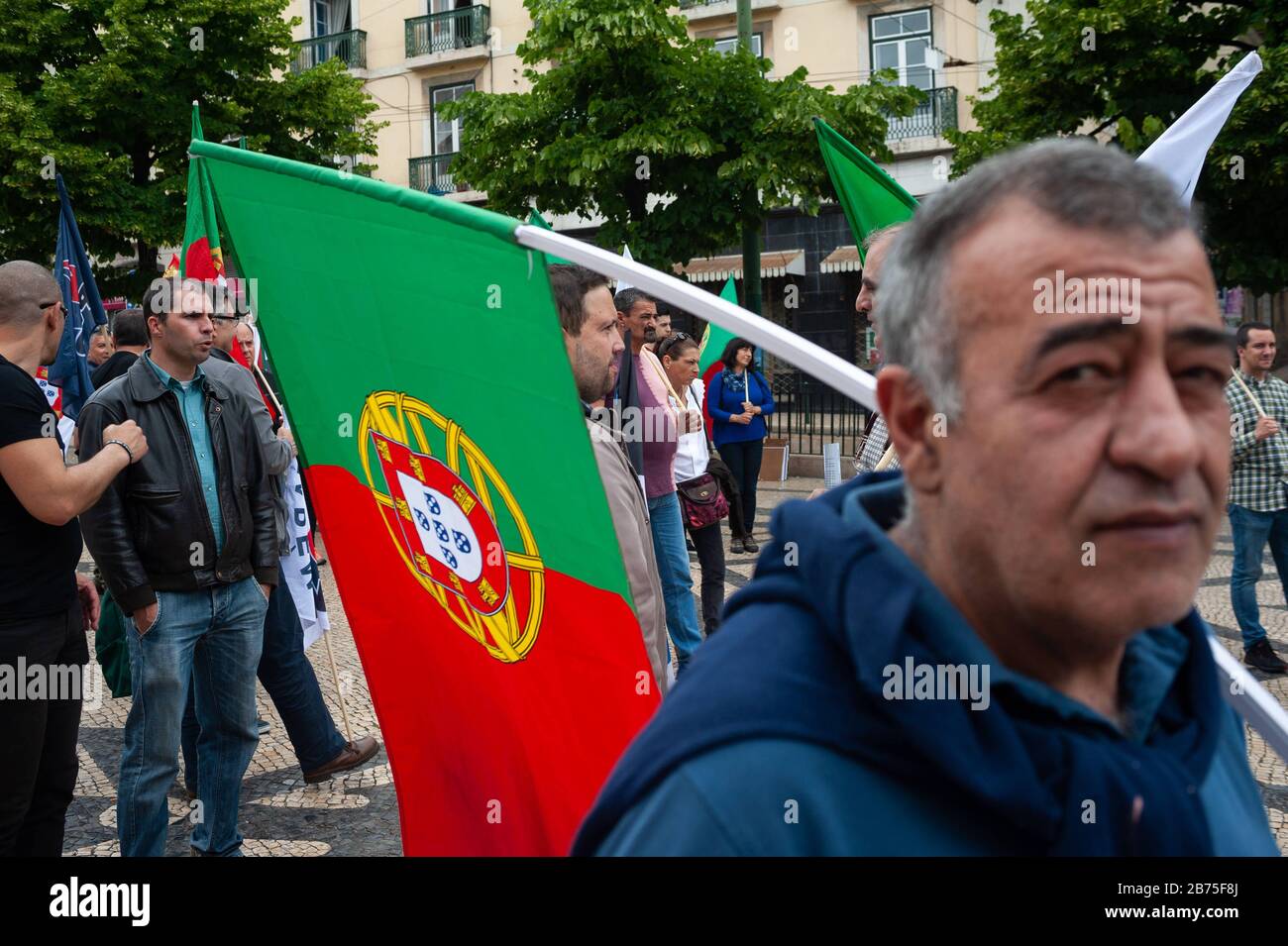 10.06.2018, Lisbona, Portogallo, Europa - la gente protesta al centro di Lisbona contro l'attuale politica di immigrazione dell'UE e del suo paese. In Portogallo, la protesta è rivolta principalmente agli immigrati provenienti dall'Africa centrale e settentrionale e dalle ex colonie portoghesi. [traduzione automatica] Foto Stock