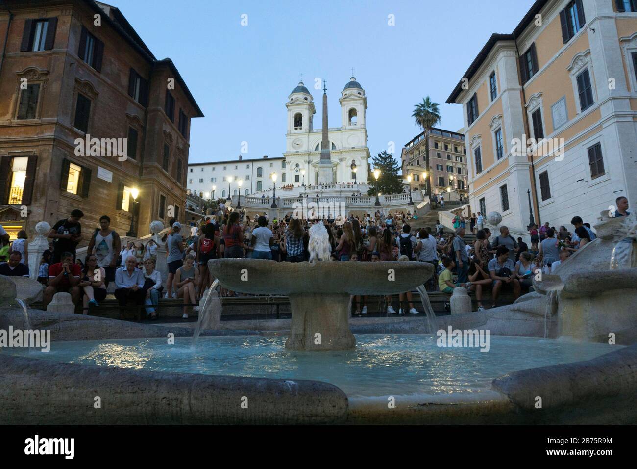 Ben visitato è la scalinata spagnola in serata a Roma, il 06.08.2017. [traduzione automatica] Foto Stock