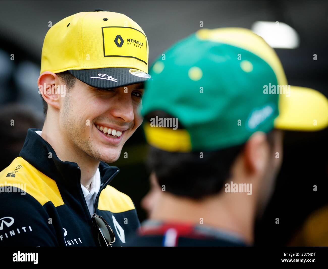 Daniel Ricciardo (AUS) e Esteban OCON (fra) Foto Stock