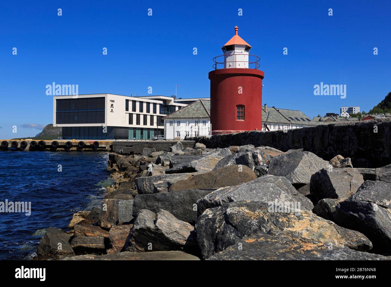 Mole del faro, Alesund Città, More og Romsdal County, Norvegia Foto Stock
