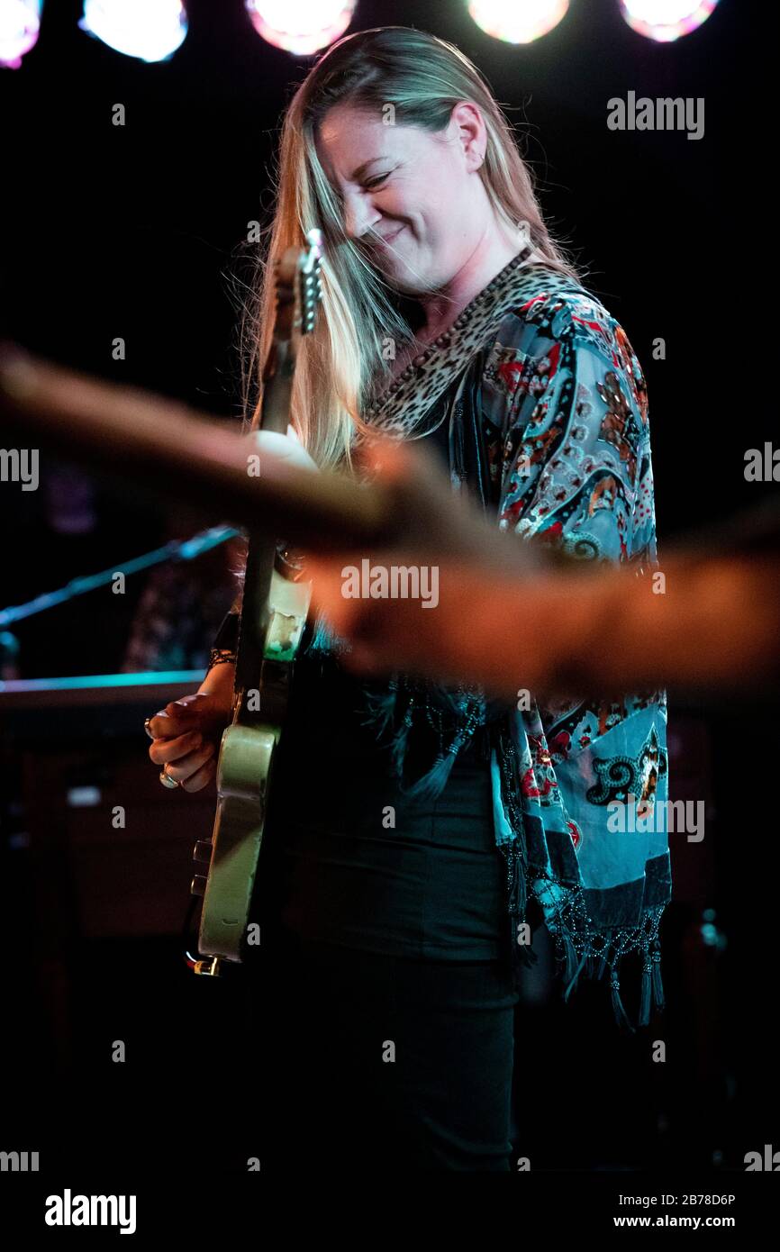 Joanne Shaw Taylor, Chinnerys, Southend-on-Sea, Essex © Film Fotografia libera / Alamy Foto Stock